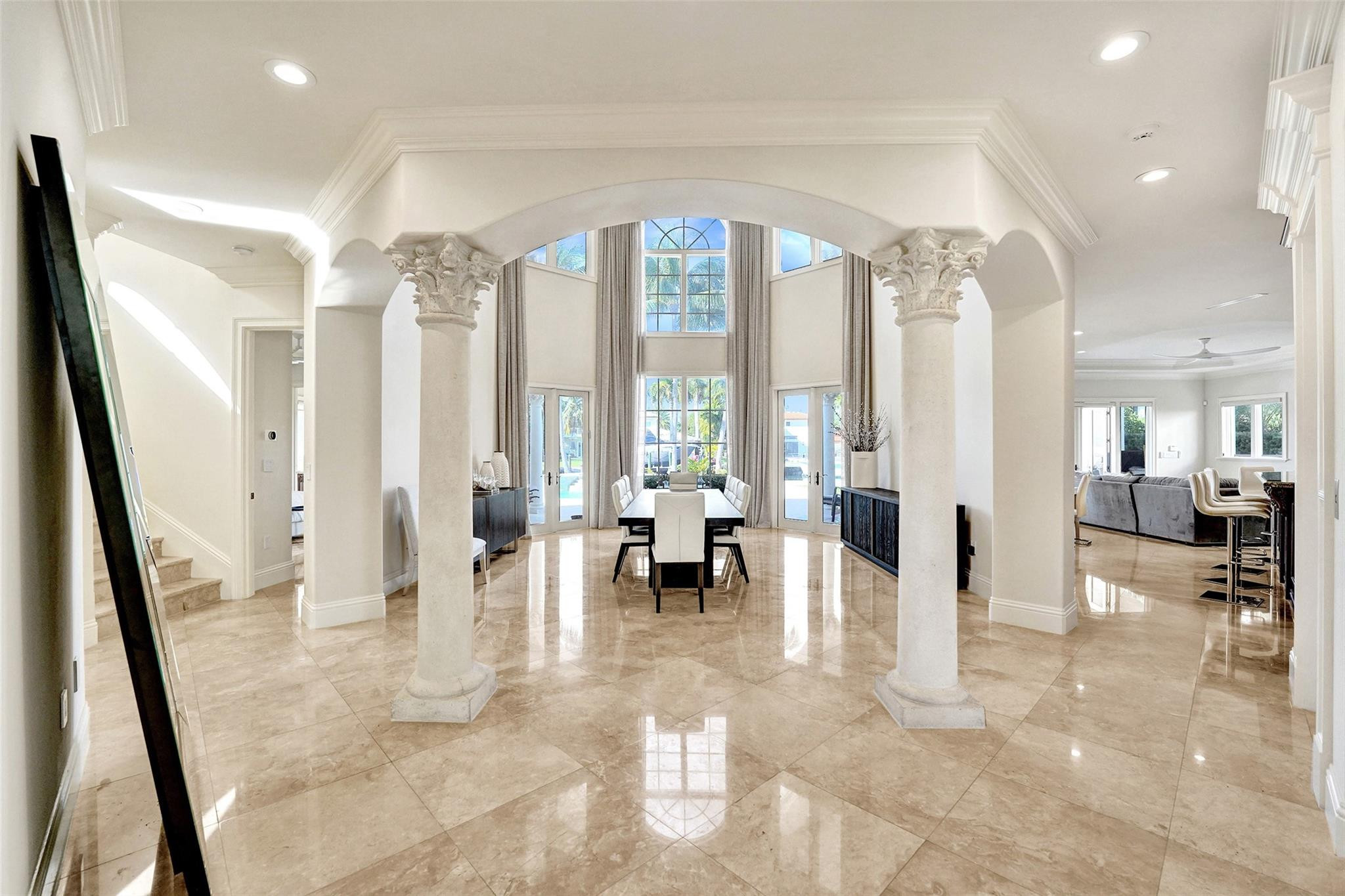 642 Palm, Hallandale Beach FL 33009