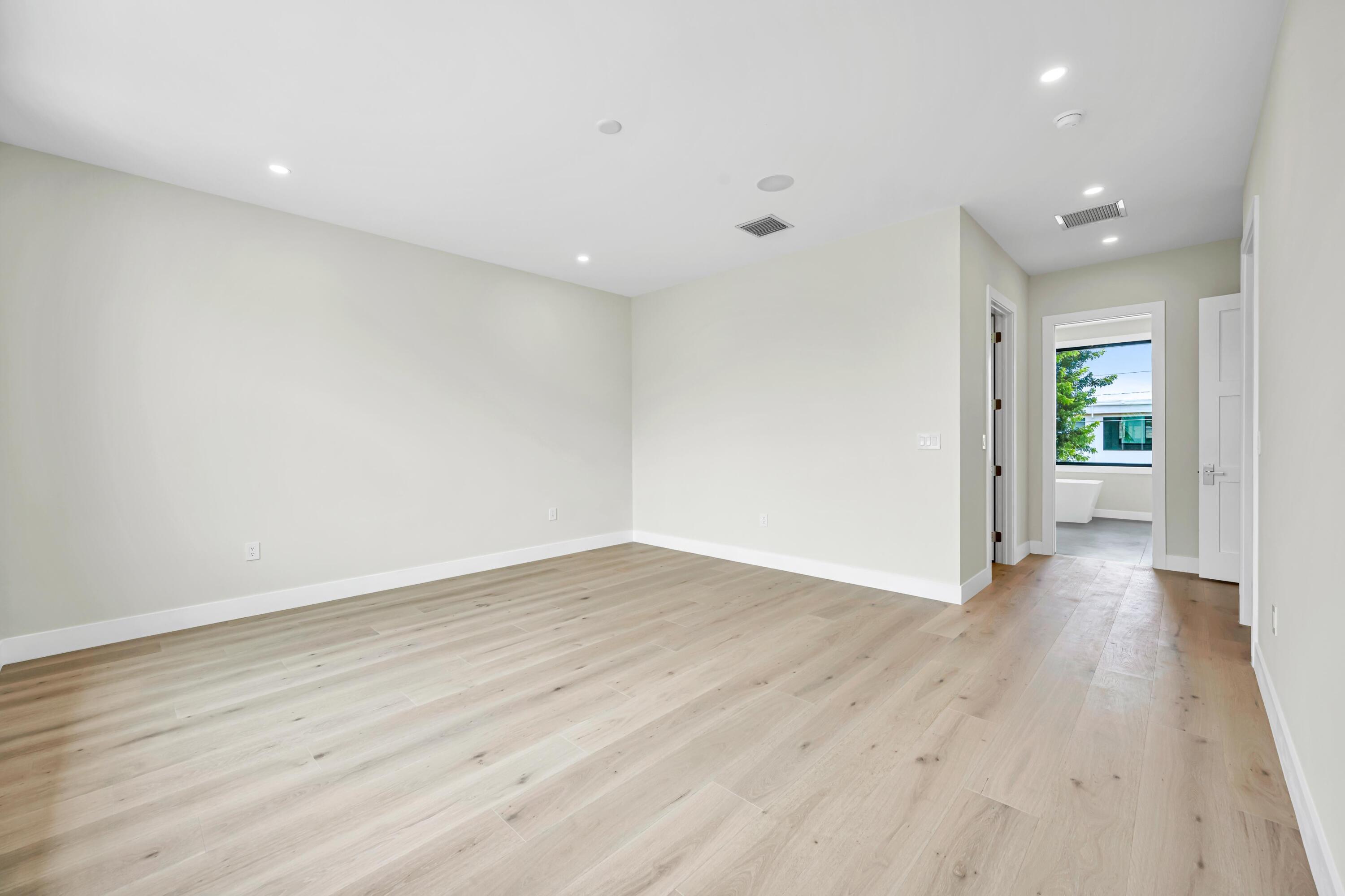 445 NE 11th, Fort Lauderdale FL 33301