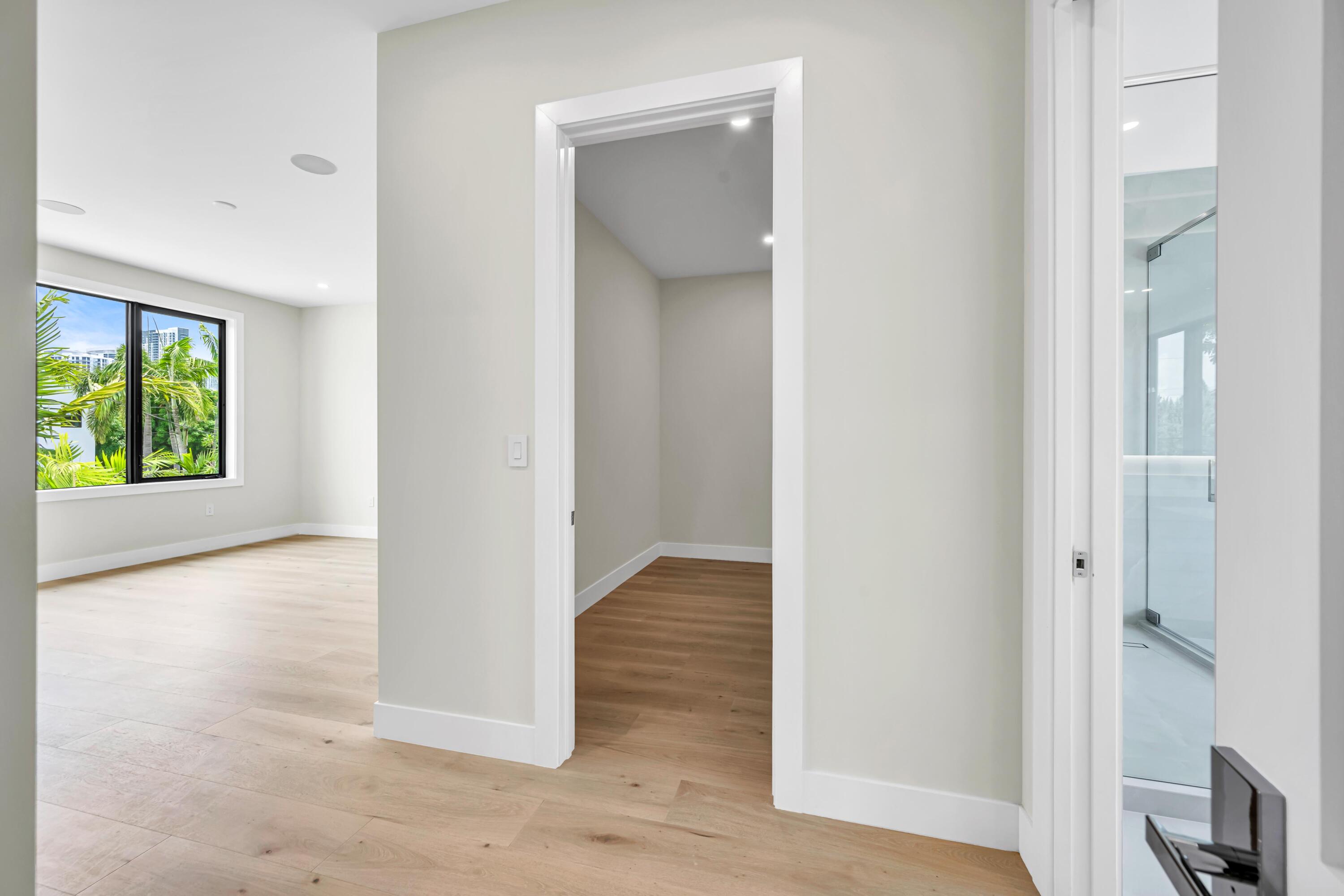 445 NE 11th, Fort Lauderdale FL 33301