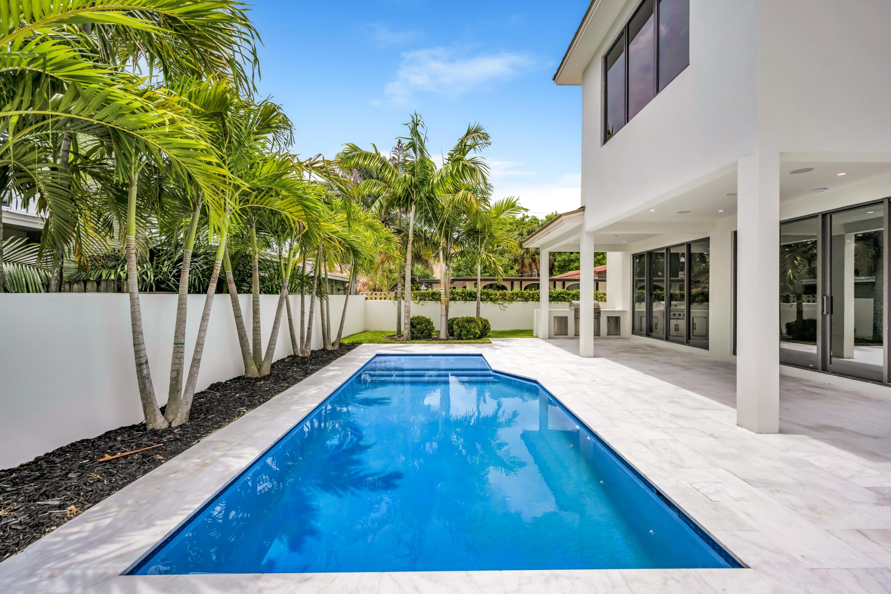 445 NE 11th, Fort Lauderdale FL 33301