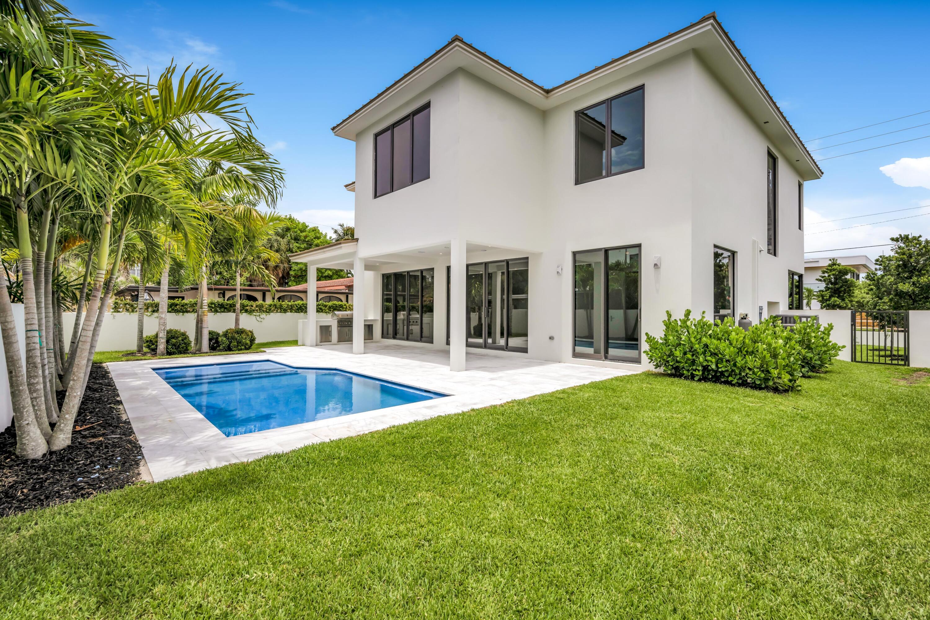 445 NE 11th, Fort Lauderdale FL 33301
