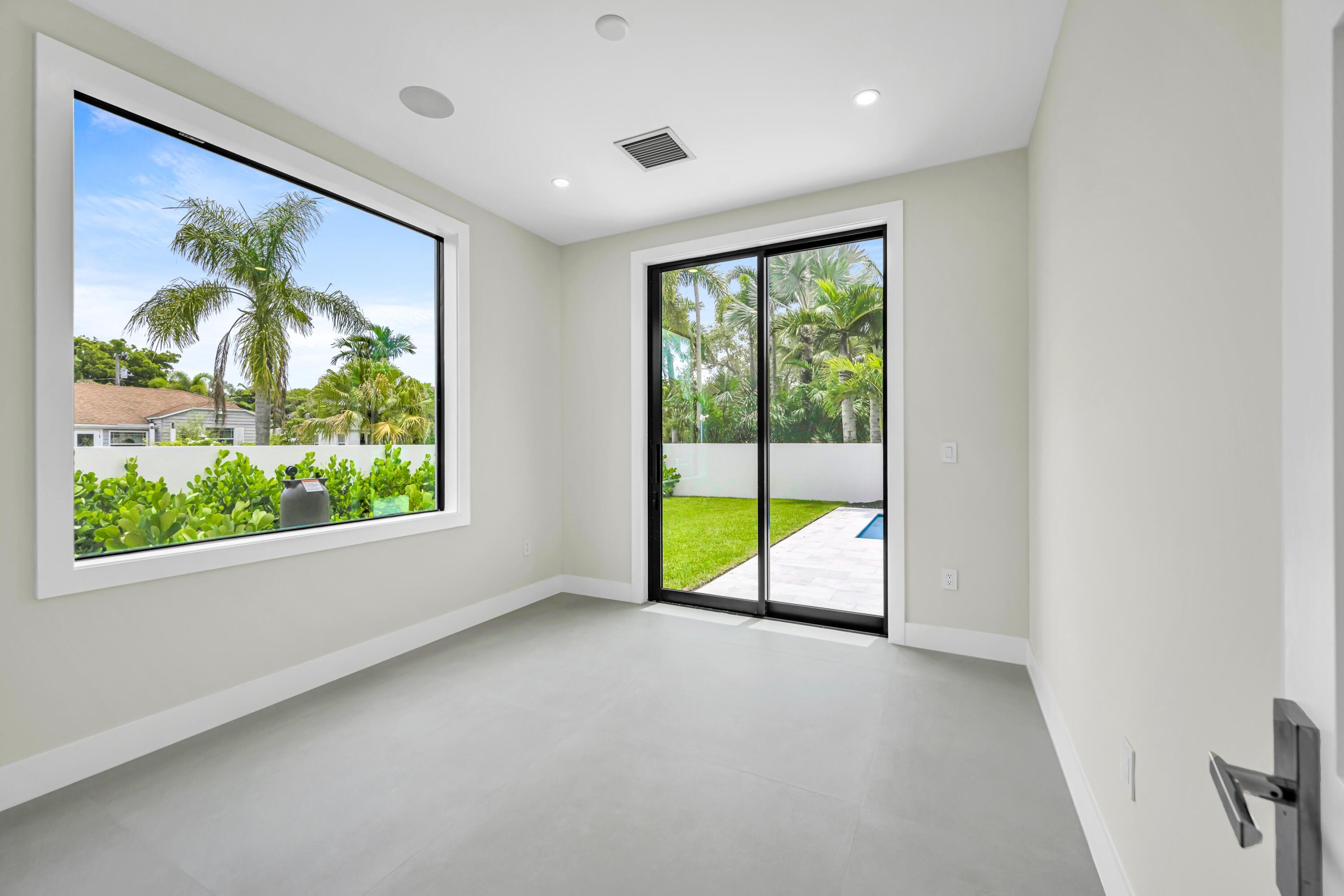 445 NE 11th, Fort Lauderdale FL 33301