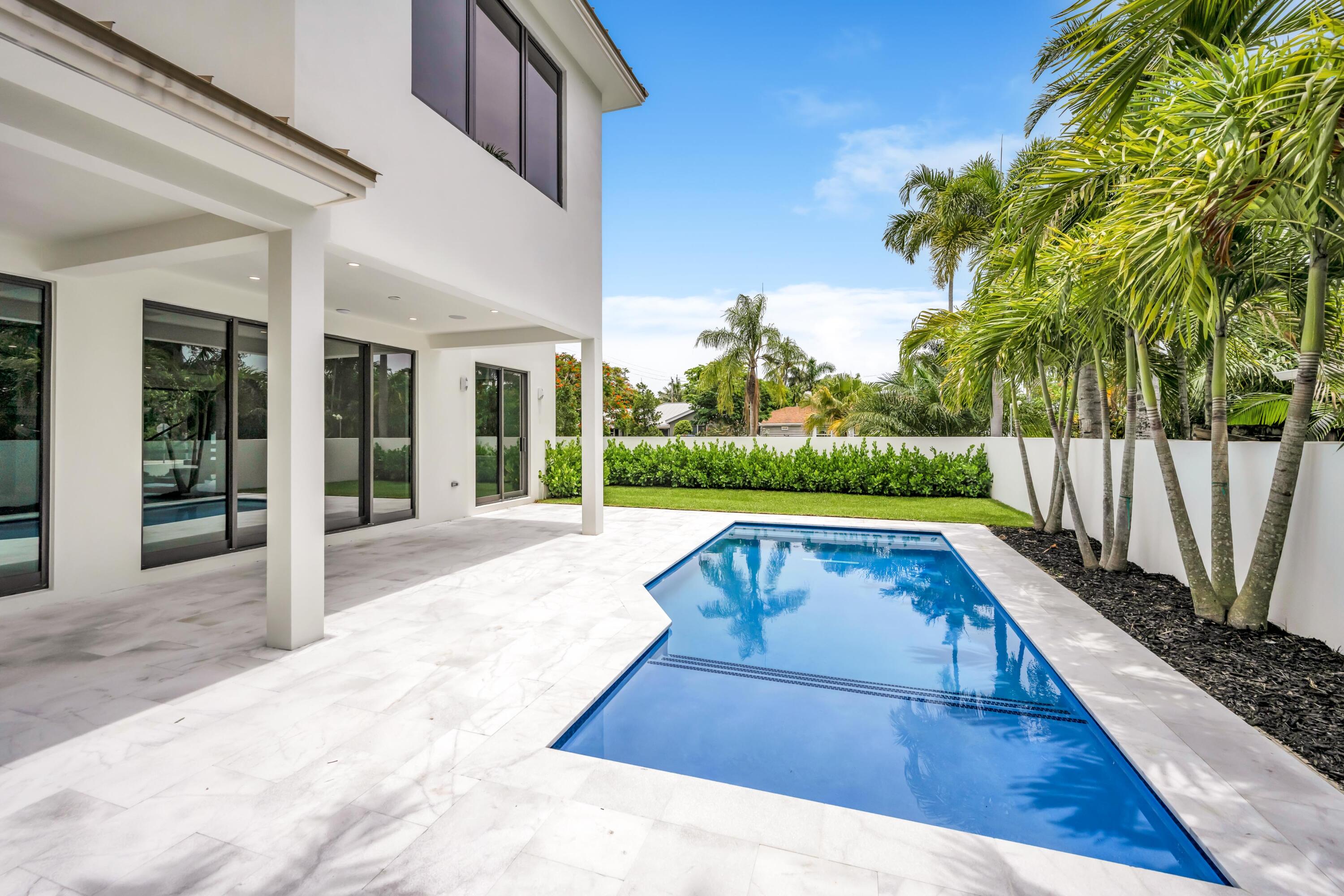 445 NE 11th, Fort Lauderdale FL 33301