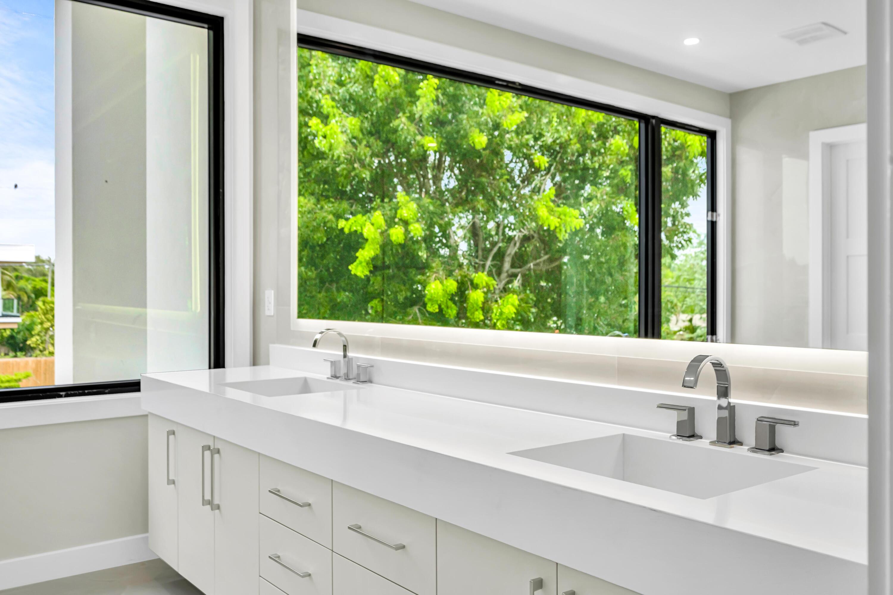 445 NE 11th, Fort Lauderdale FL 33301