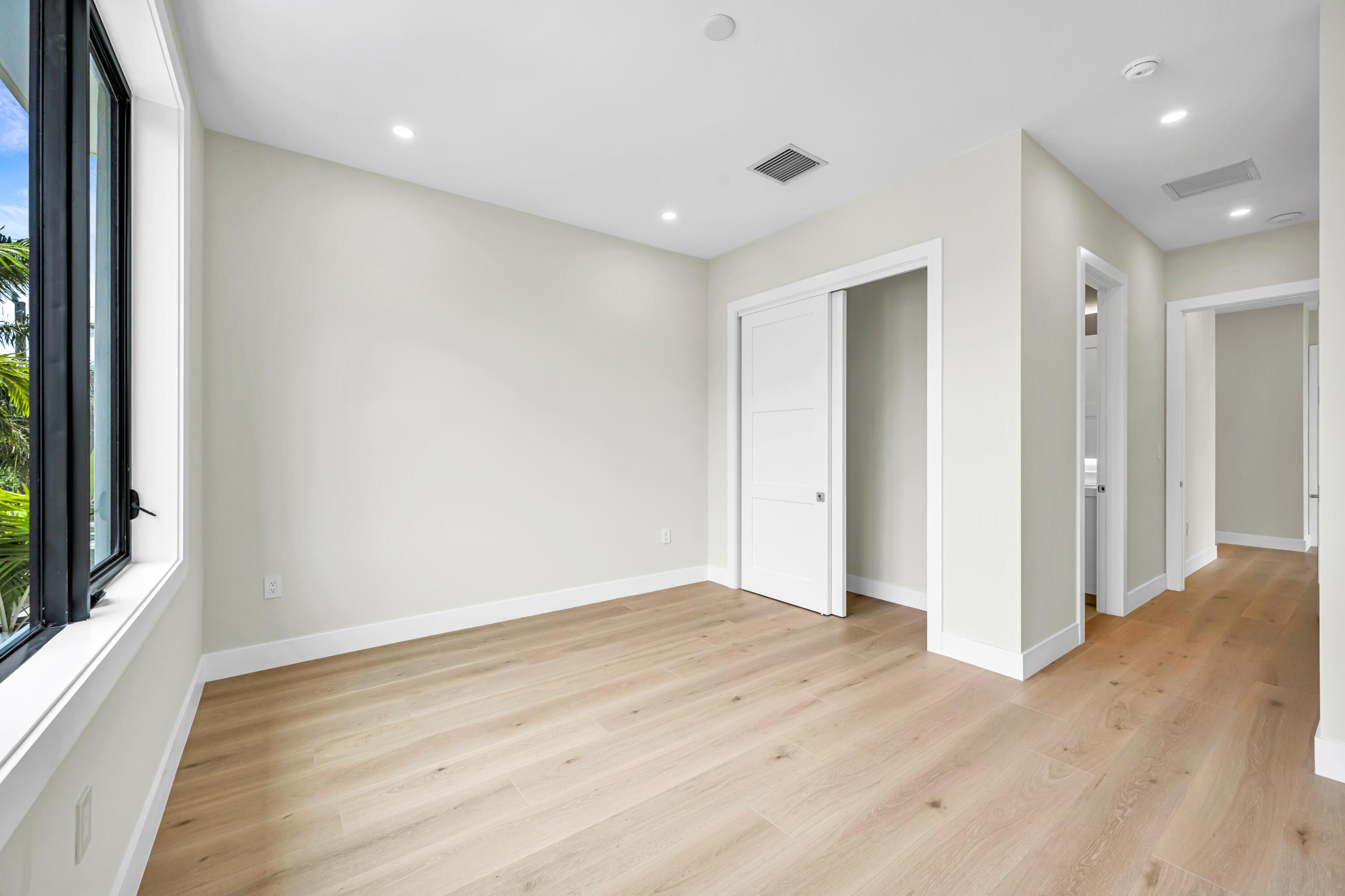 445 NE 11th, Fort Lauderdale FL 33301