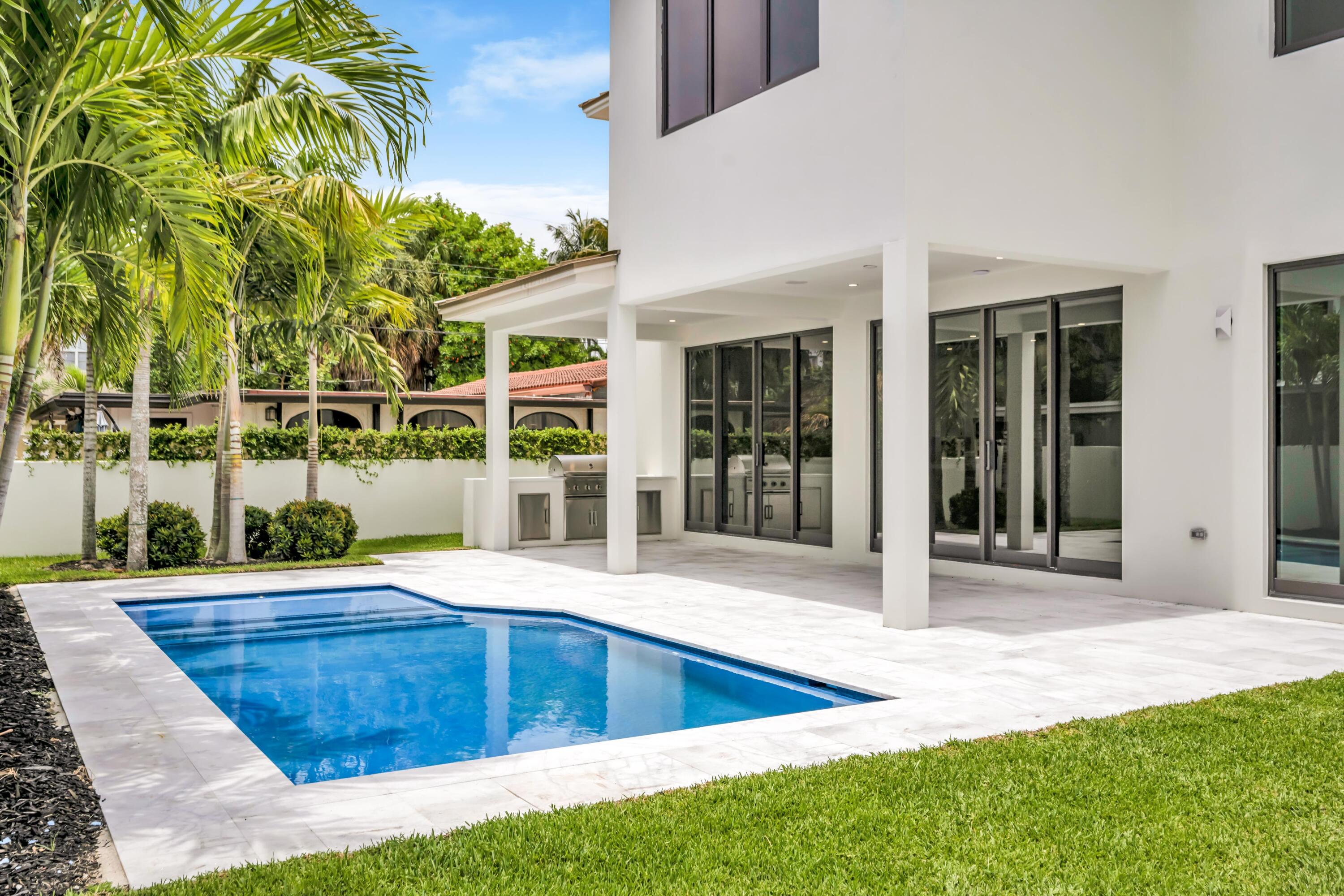 445 NE 11th, Fort Lauderdale FL 33301
