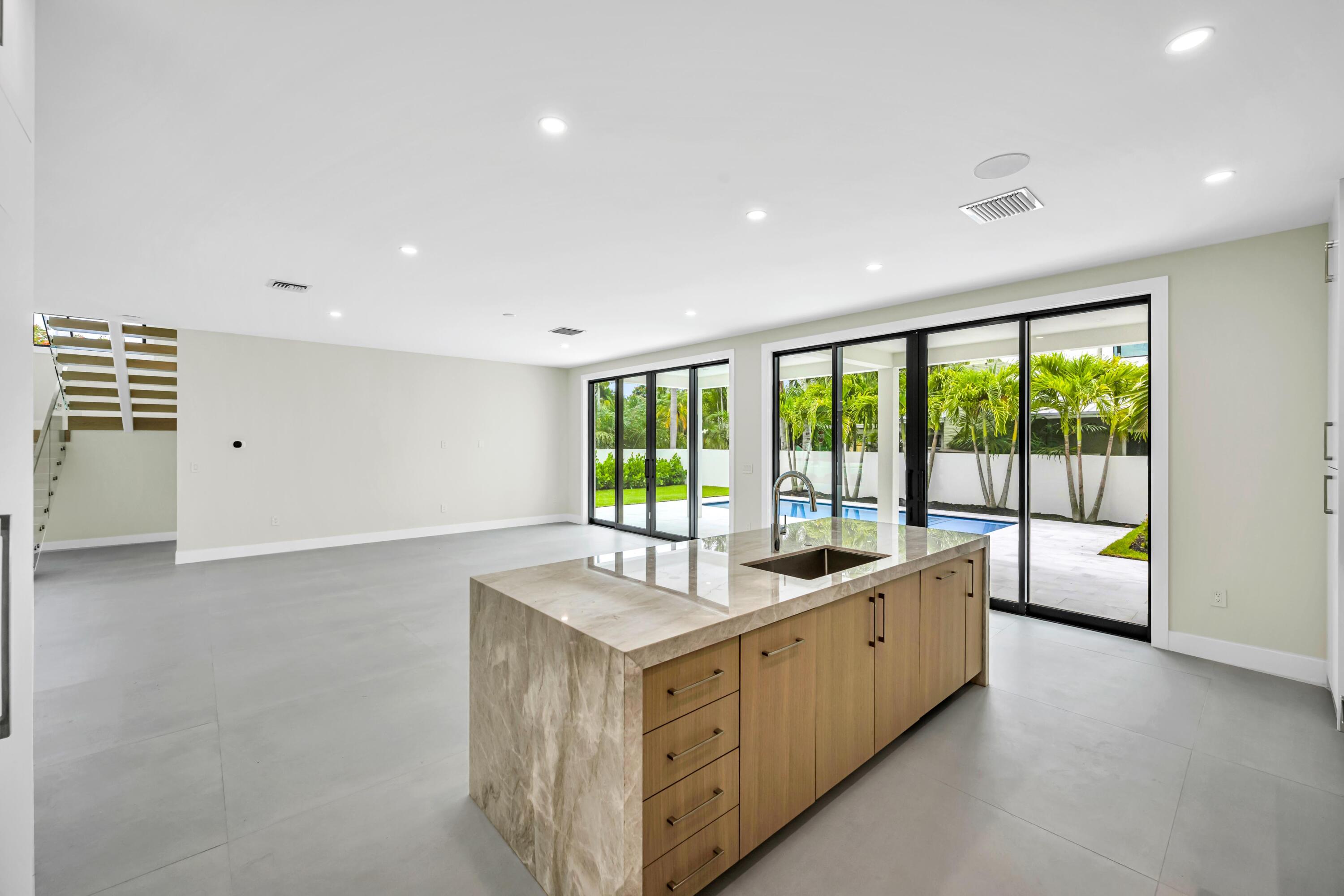 445 NE 11th, Fort Lauderdale FL 33301