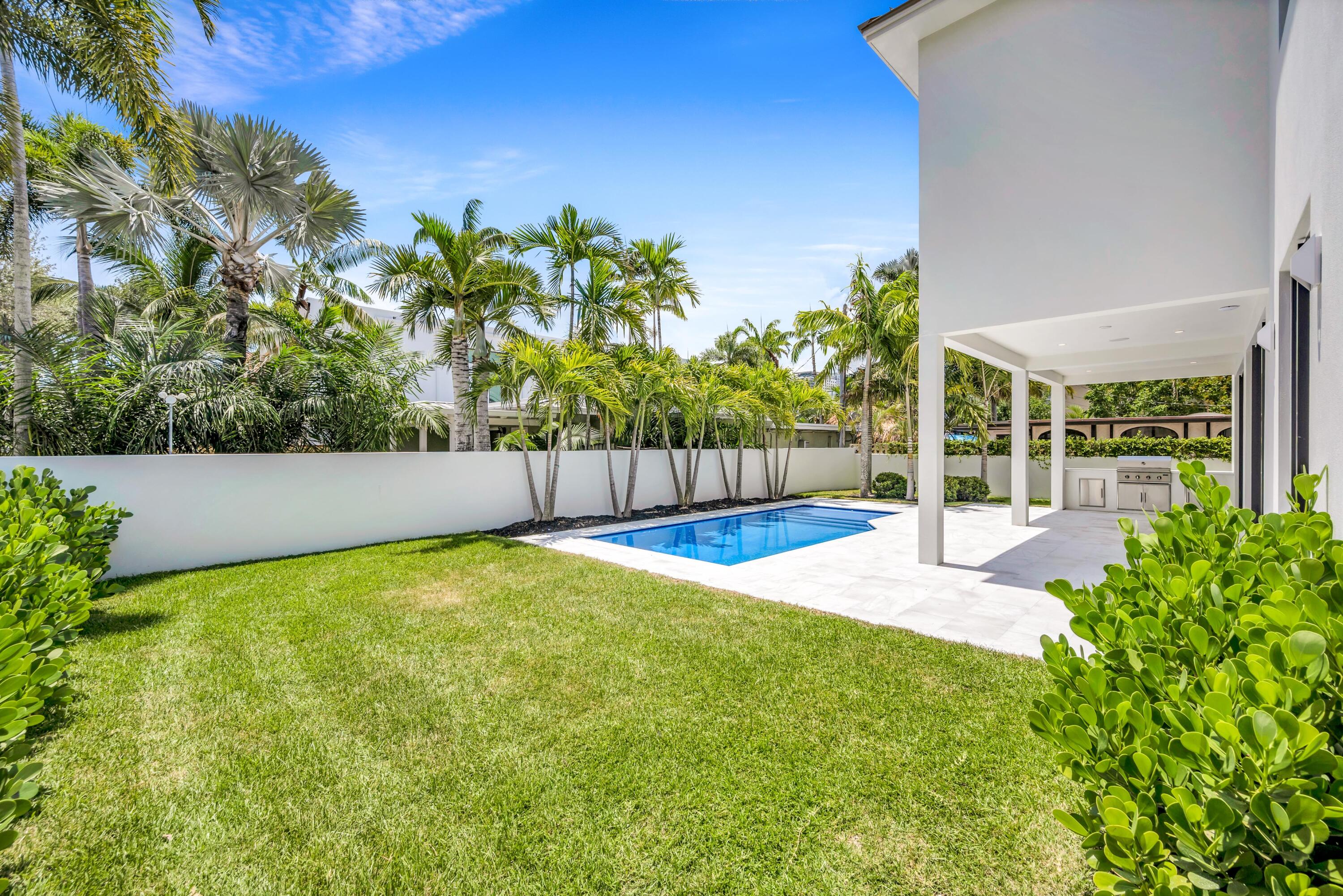 445 NE 11th, Fort Lauderdale FL 33301