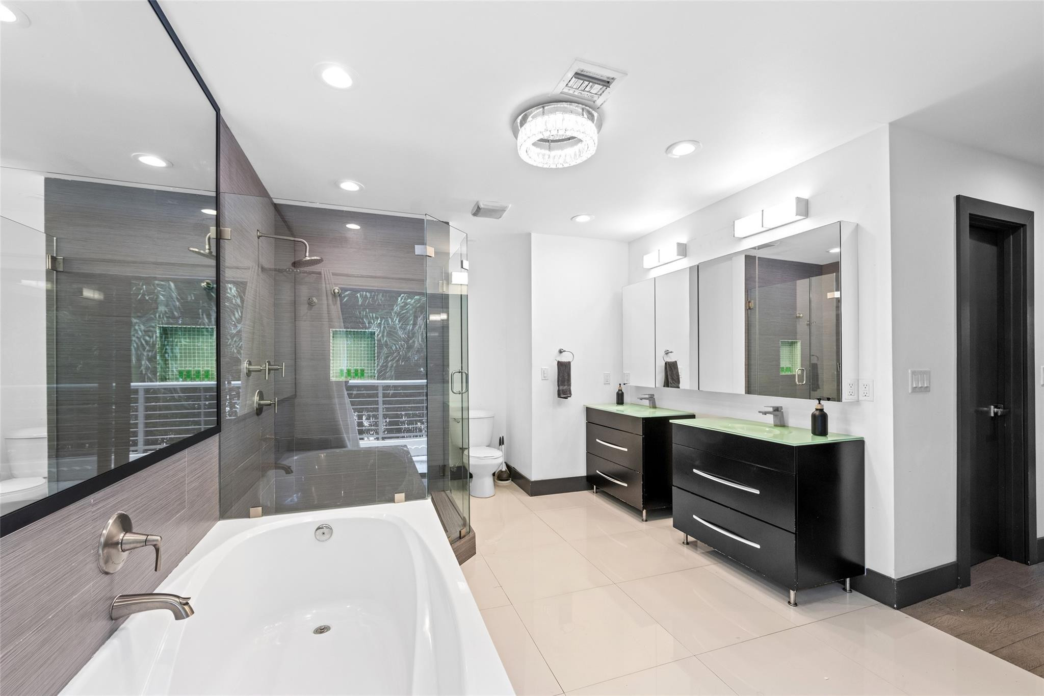 2301 N Atlantic, Fort Lauderdale FL 33305