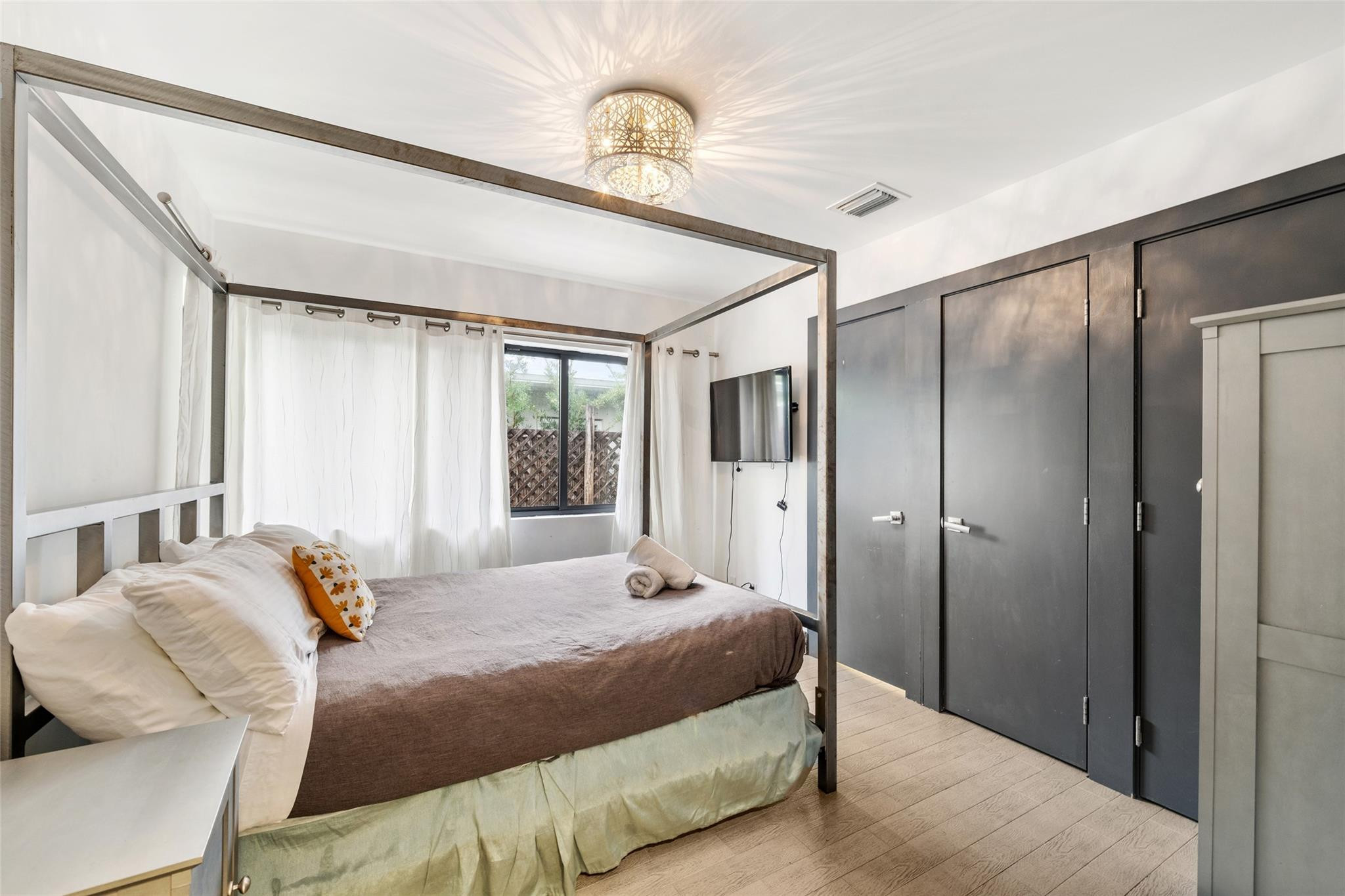 2301 N Atlantic, Fort Lauderdale FL 33305