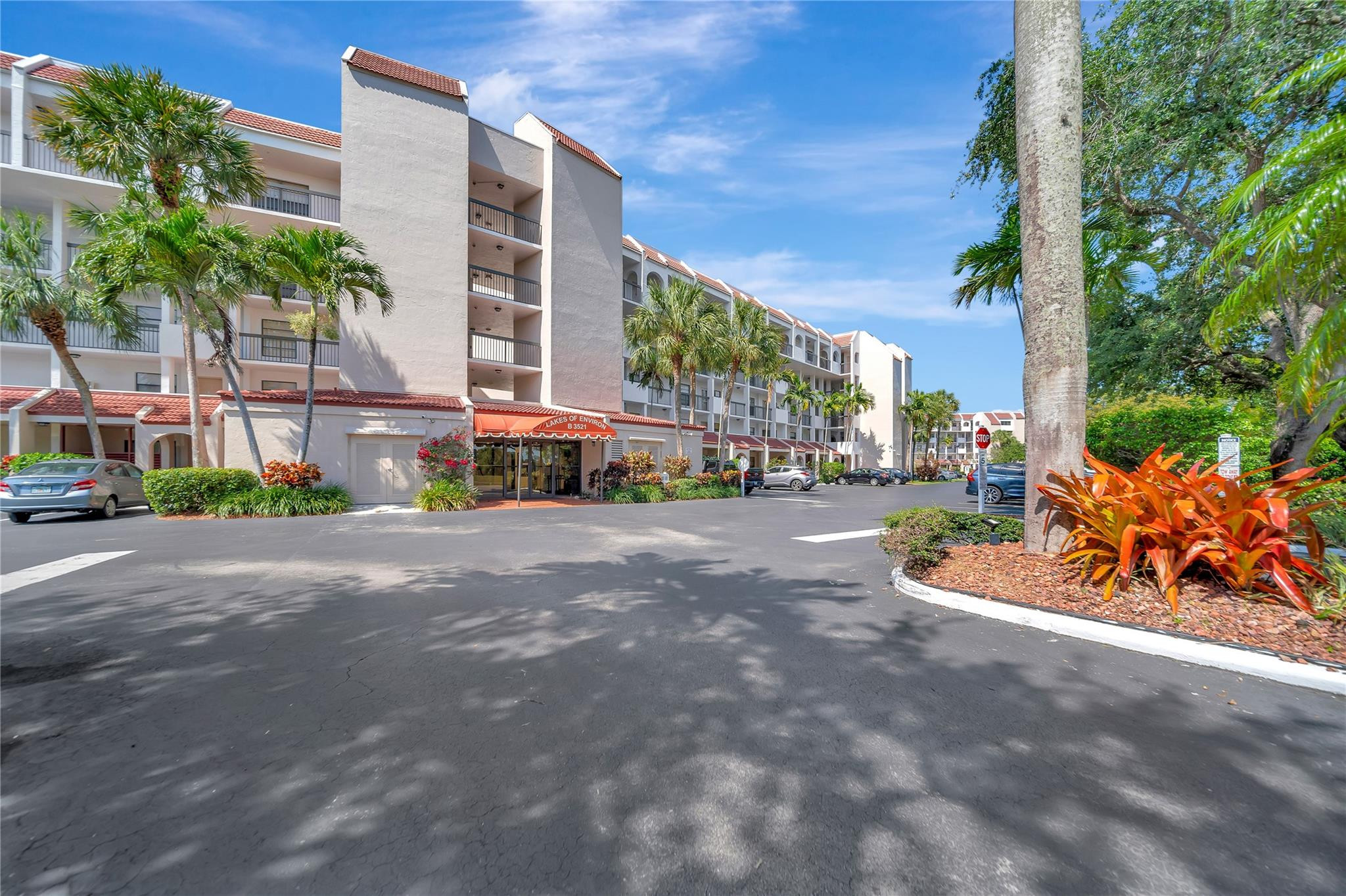 3521 Environ #B410, Lauderhill FL 33319