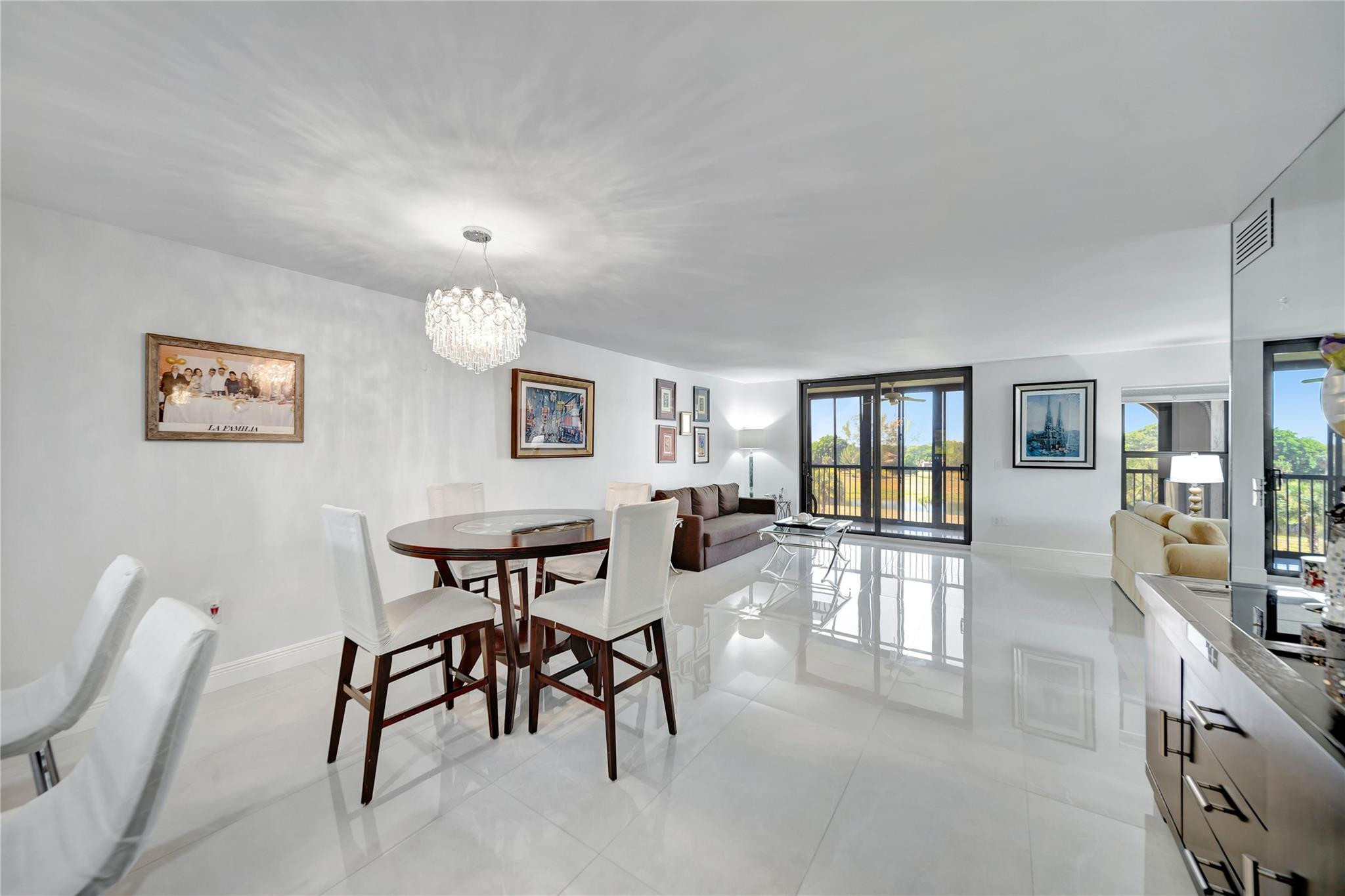 3521 Environ #B410, Lauderhill FL 33319