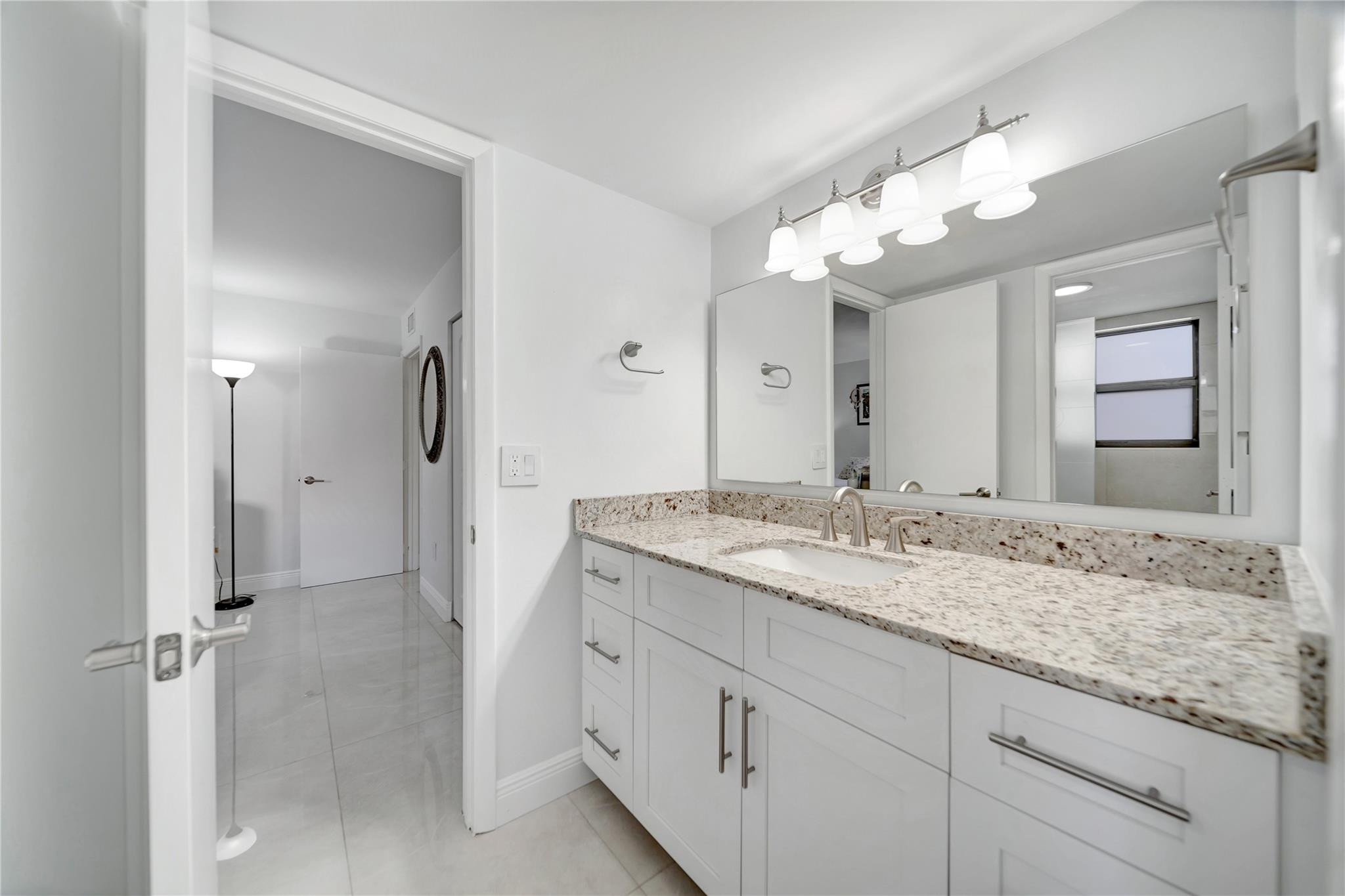 3521 Environ #B410, Lauderhill FL 33319