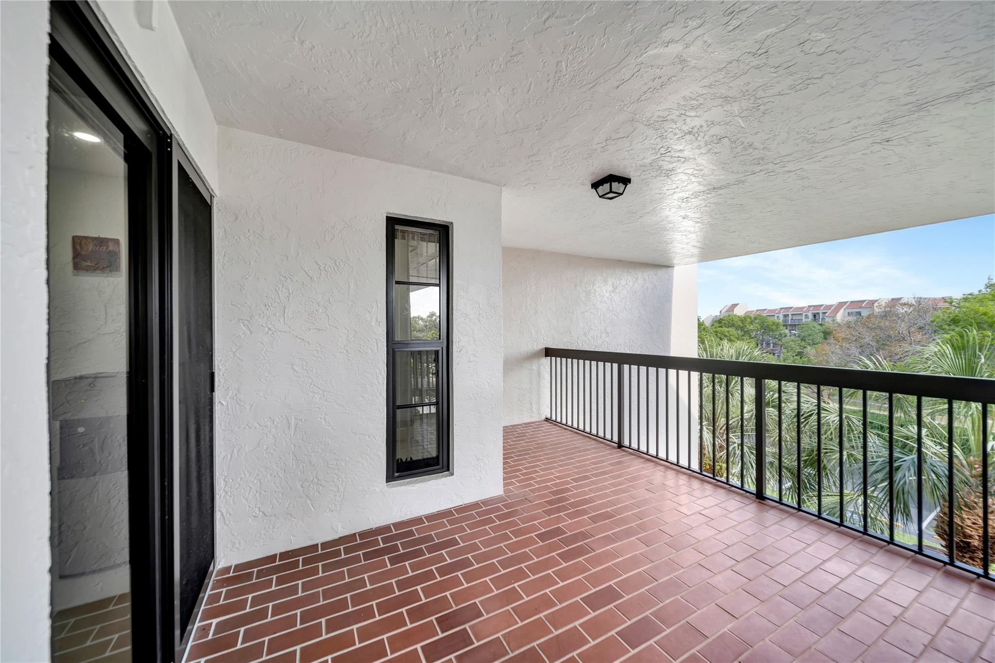 3521 Environ #B410, Lauderhill FL 33319