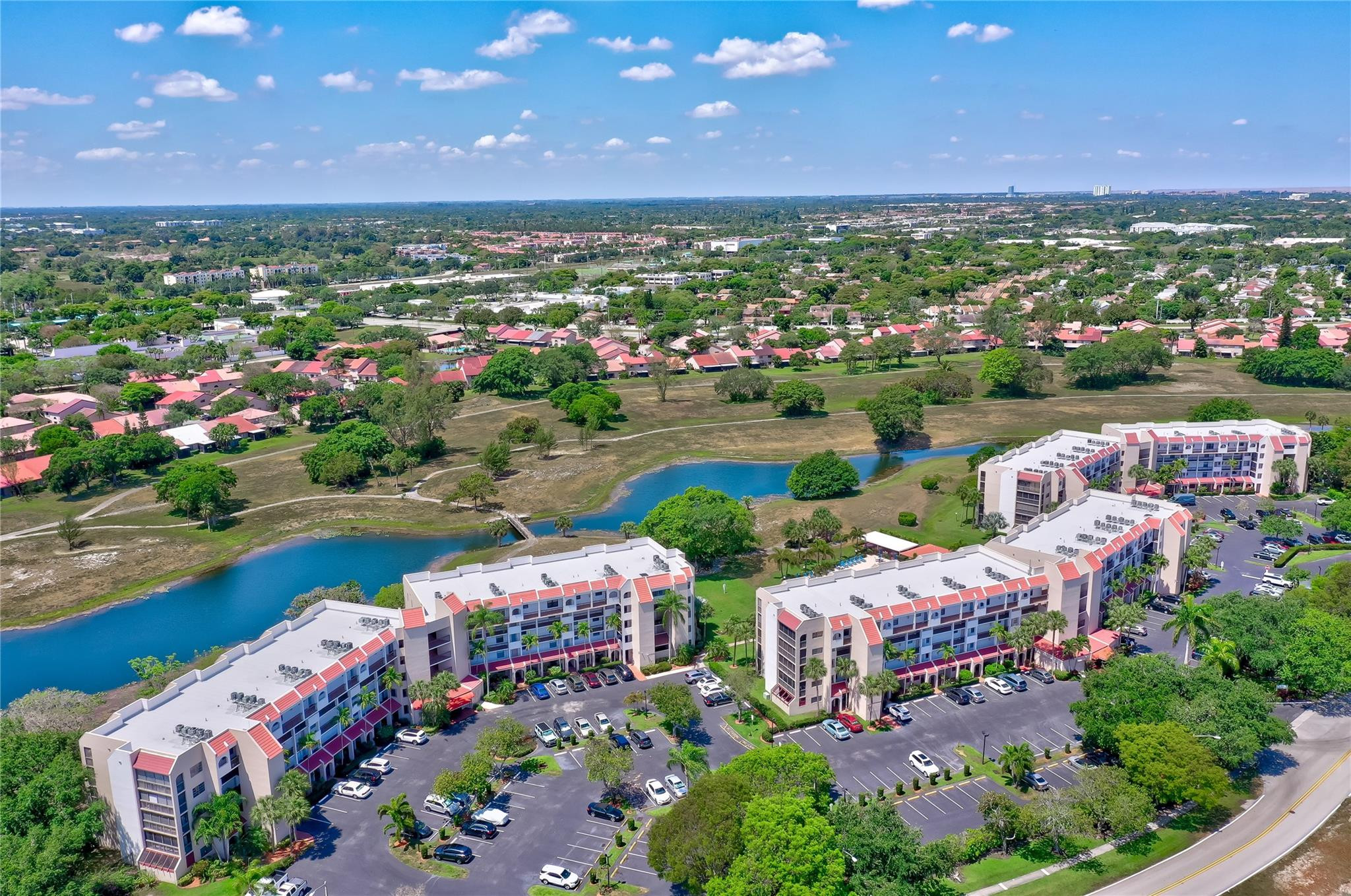 3521 Environ #B410, Lauderhill FL 33319