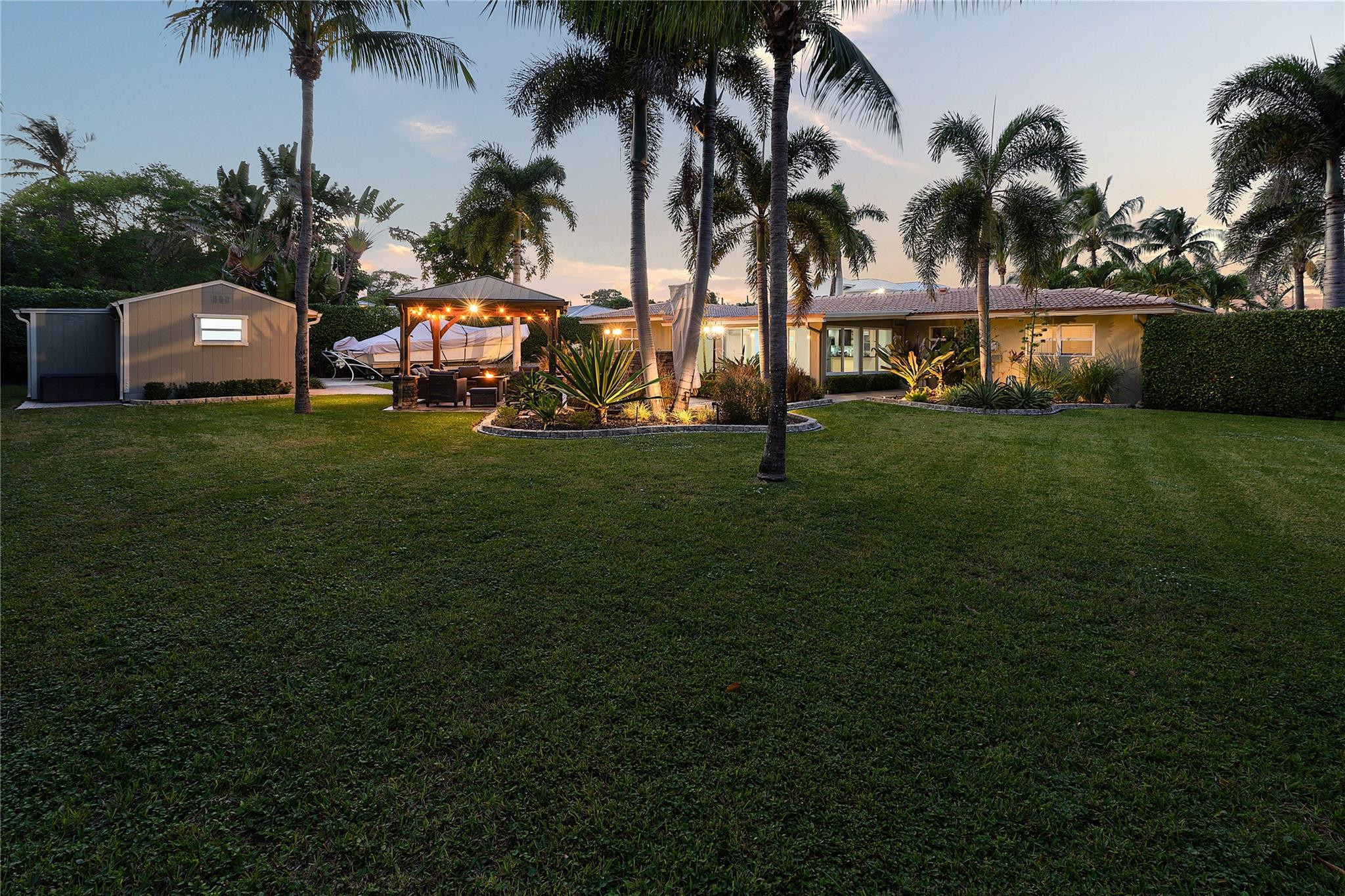 112 SW 24th, Boynton Beach FL 33435