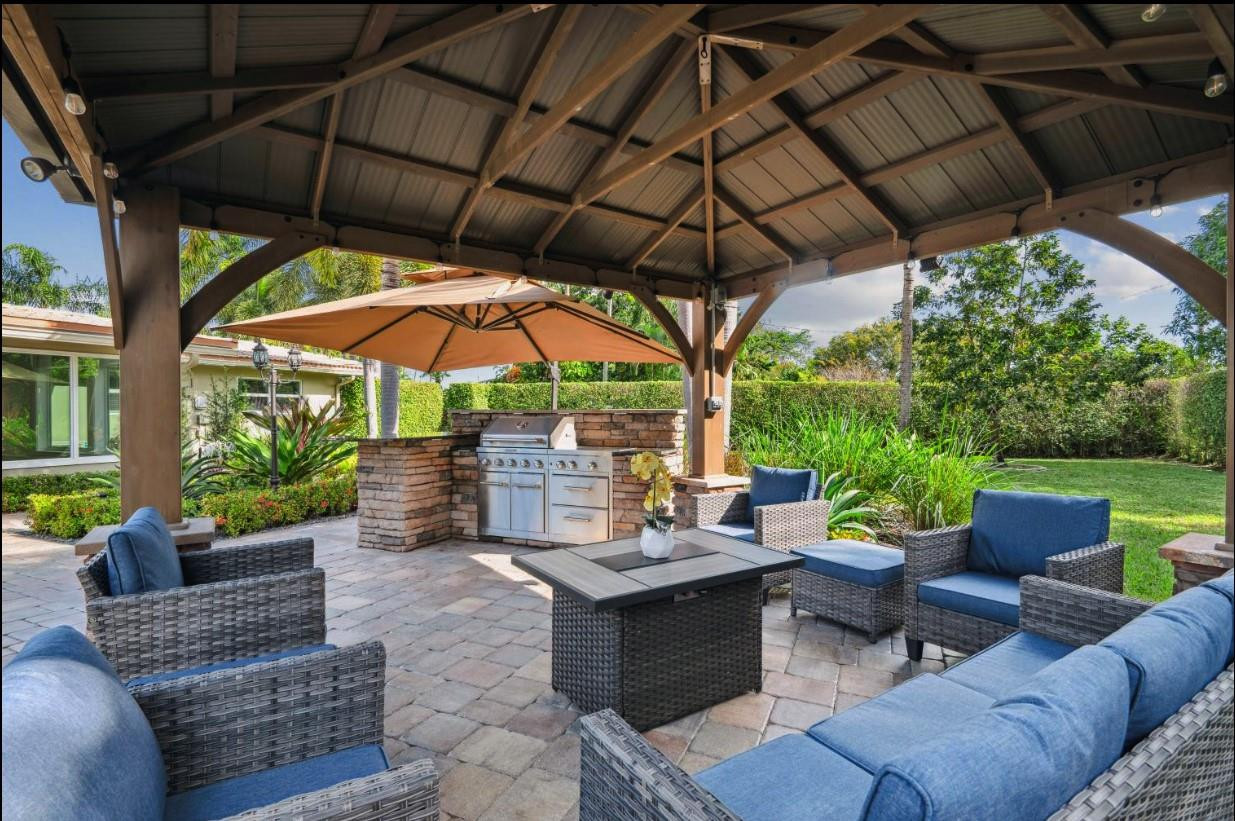 112 SW 24th, Boynton Beach FL 33435