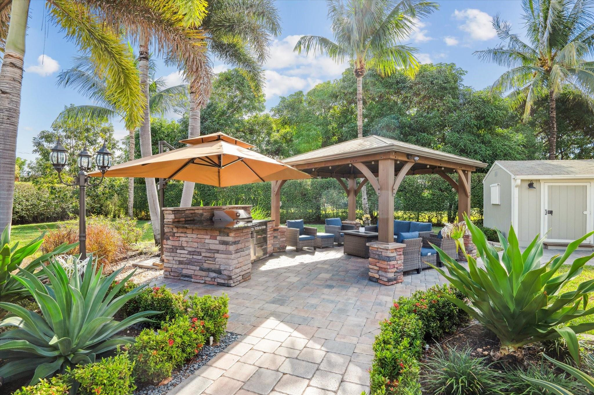 112 SW 24th, Boynton Beach FL 33435