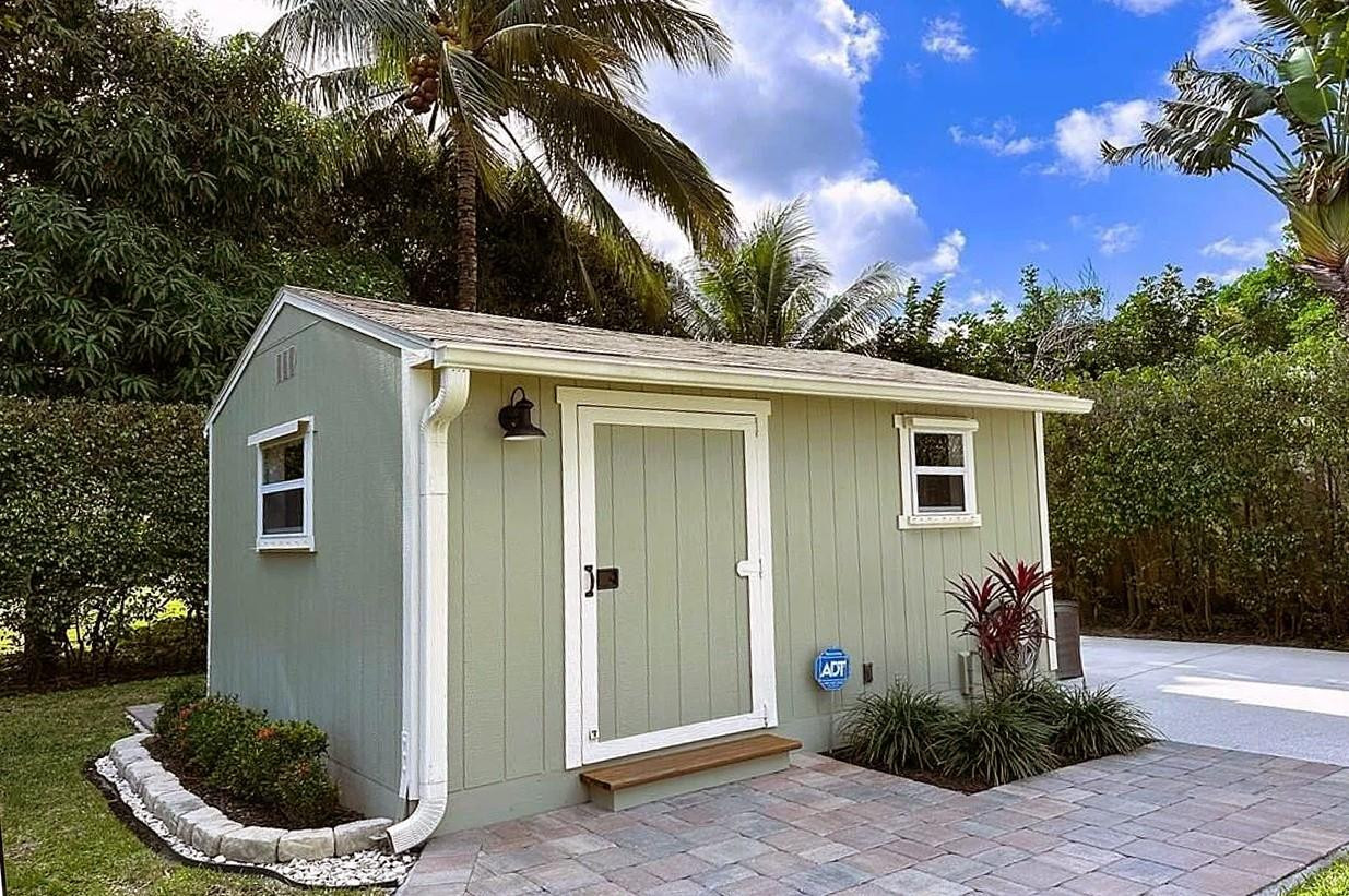 112 SW 24th, Boynton Beach FL 33435