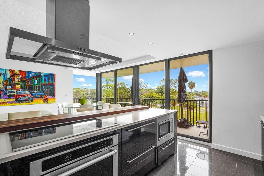 1350 River Reach #417, Fort Lauderdale FL 33315