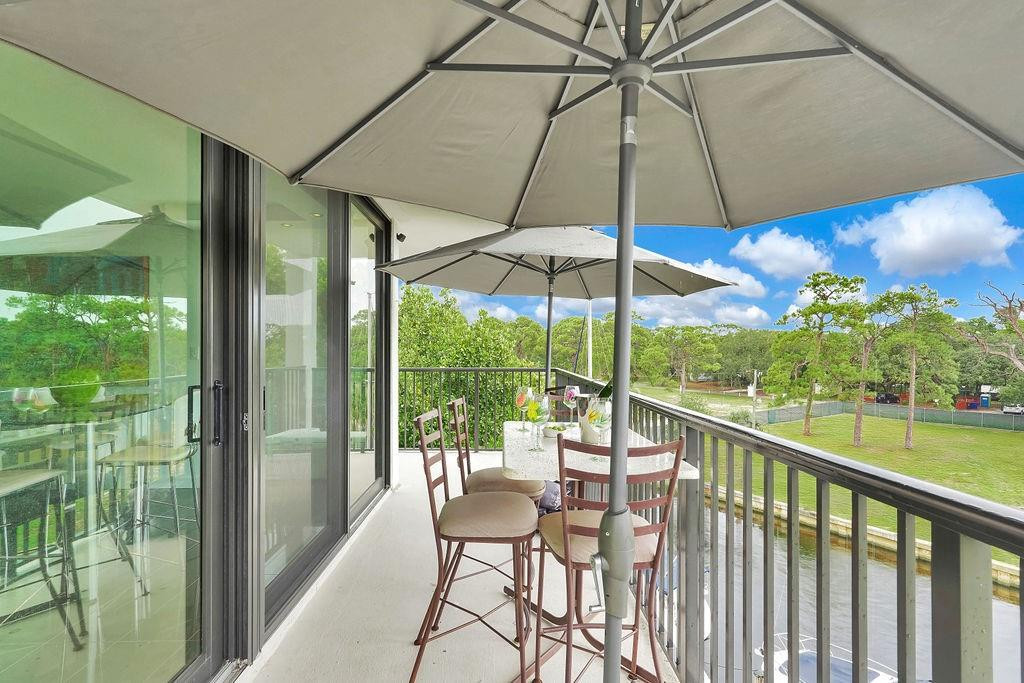 1350 River Reach #417, Fort Lauderdale FL 33315