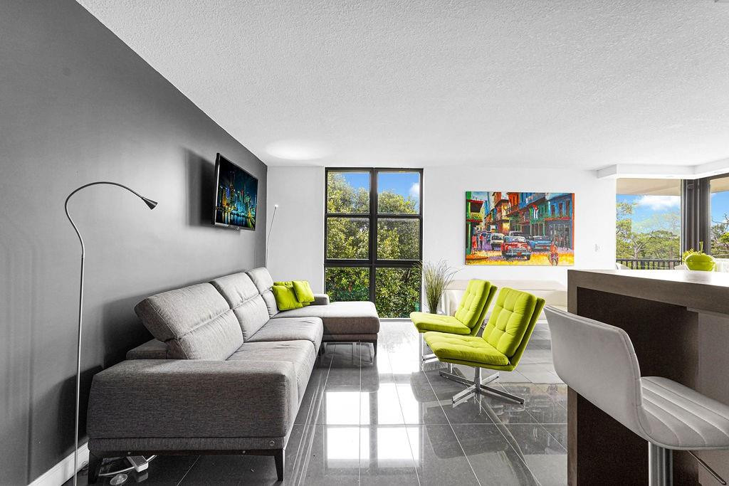 1350 River Reach #417, Fort Lauderdale FL 33315