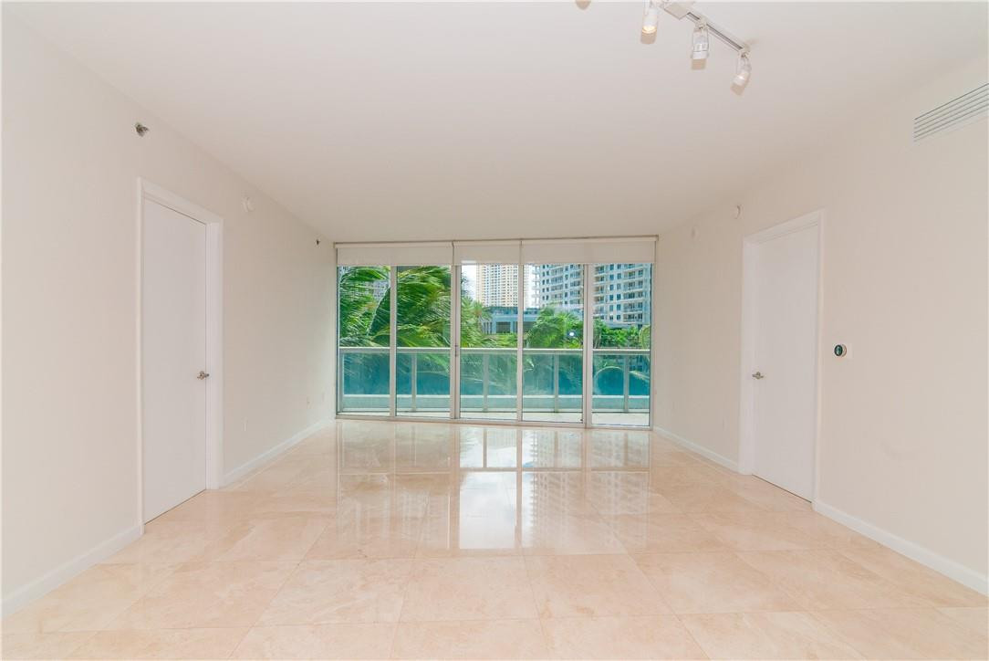 465 Brickell #Bay 419, Miami FL 33131