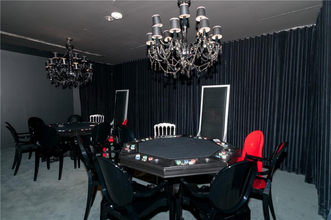 465 Brickell #Bay 419, Miami FL 33131