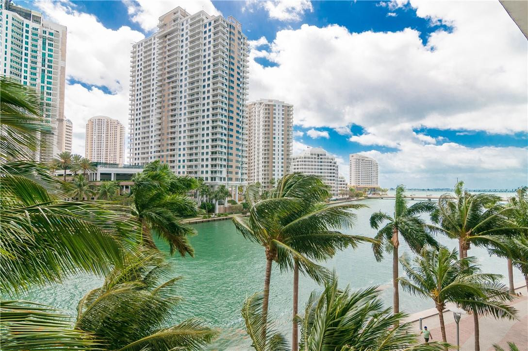 465 Brickell #Bay 419, Miami FL 33131