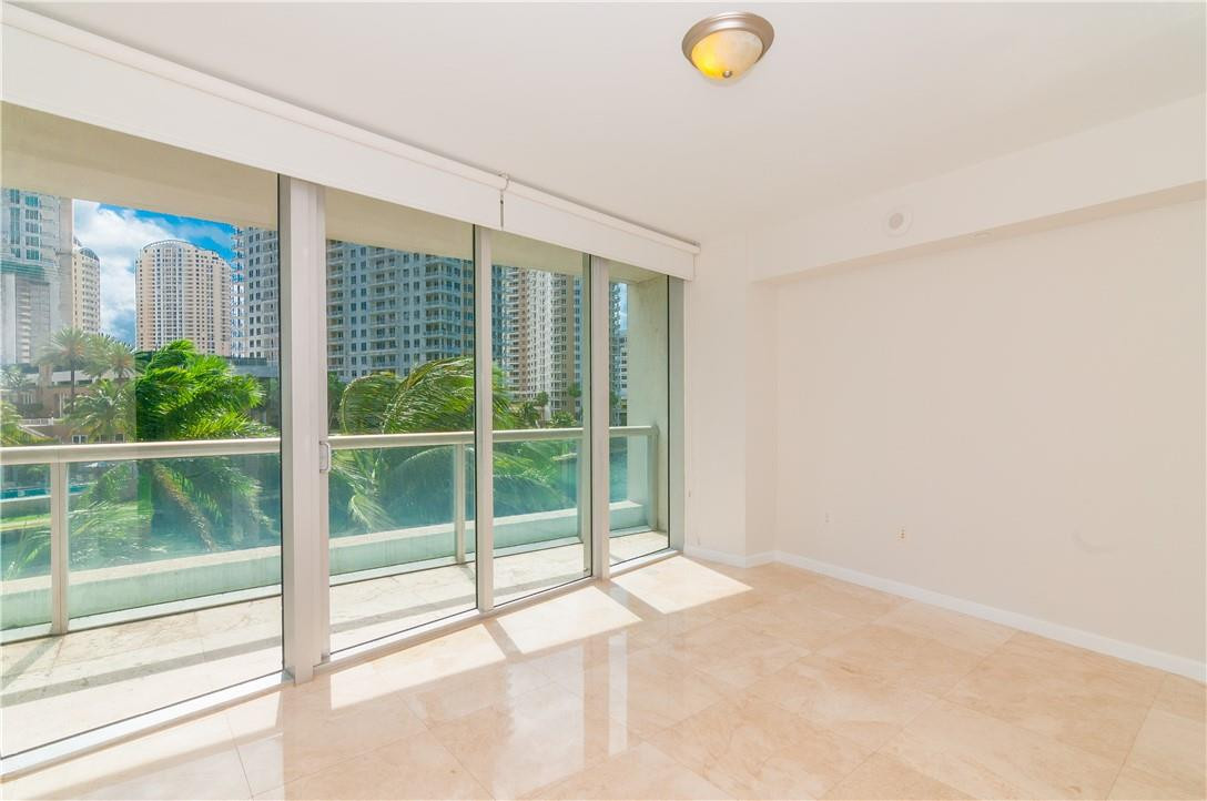 465 Brickell #Bay 419, Miami FL 33131