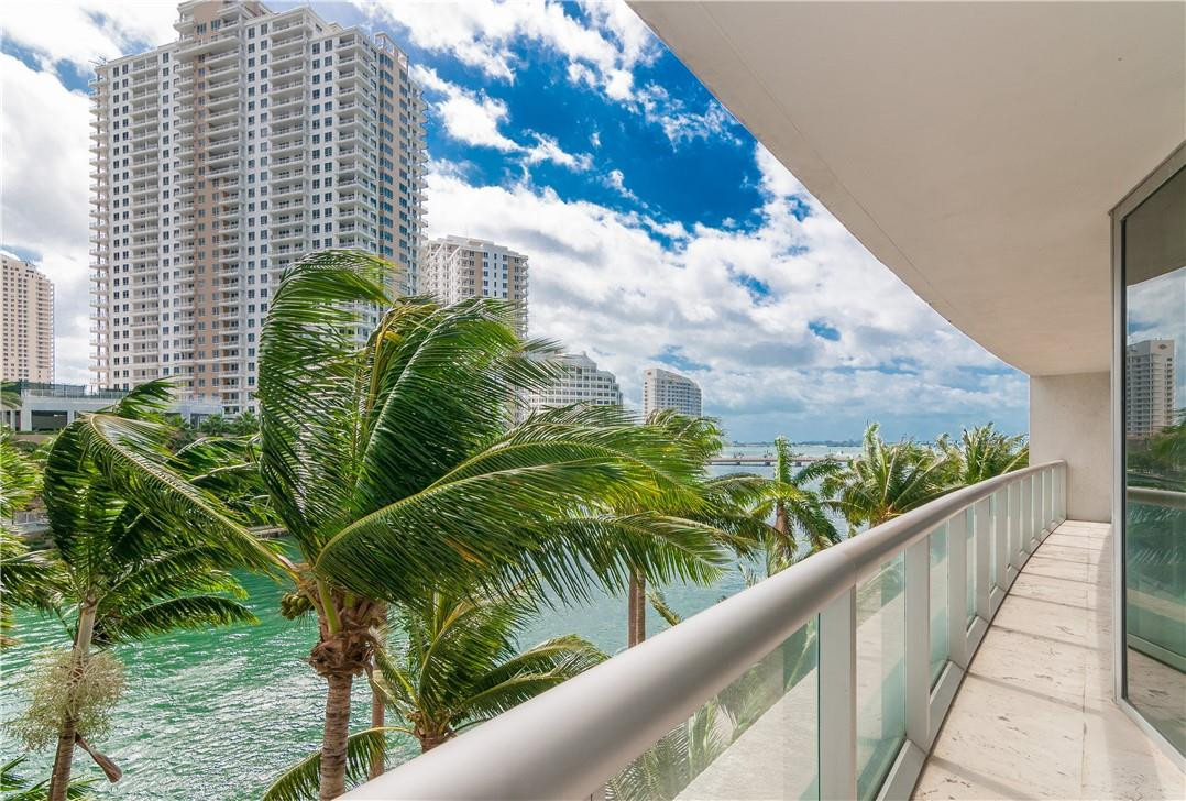 465 Brickell #Bay 419, Miami FL 33131