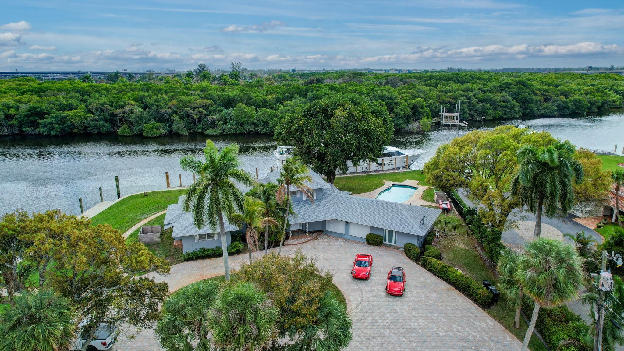 2390 SW 27th Te, Fort Lauderdale FL 33312