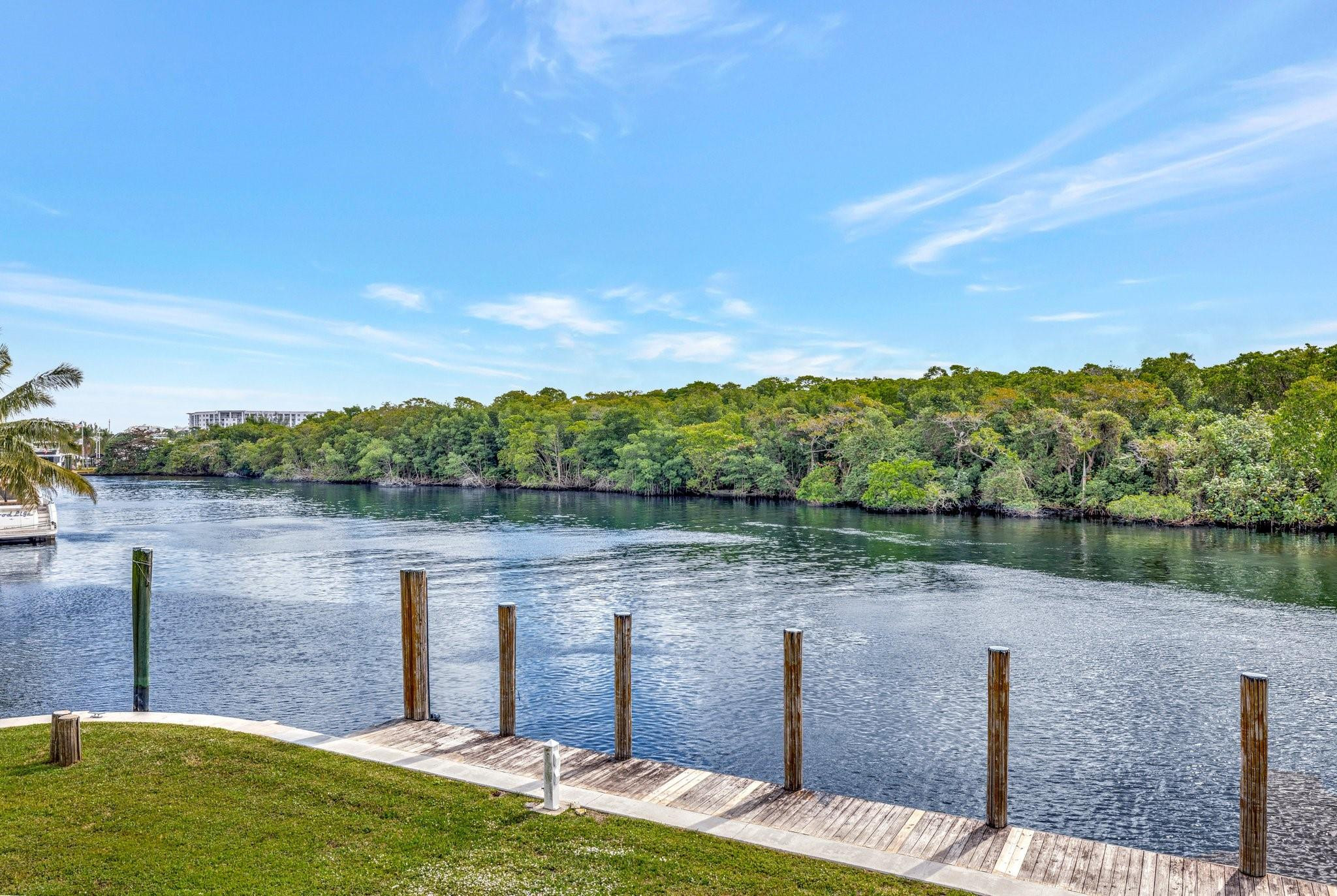 2390 SW 27th Te, Fort Lauderdale FL 33312