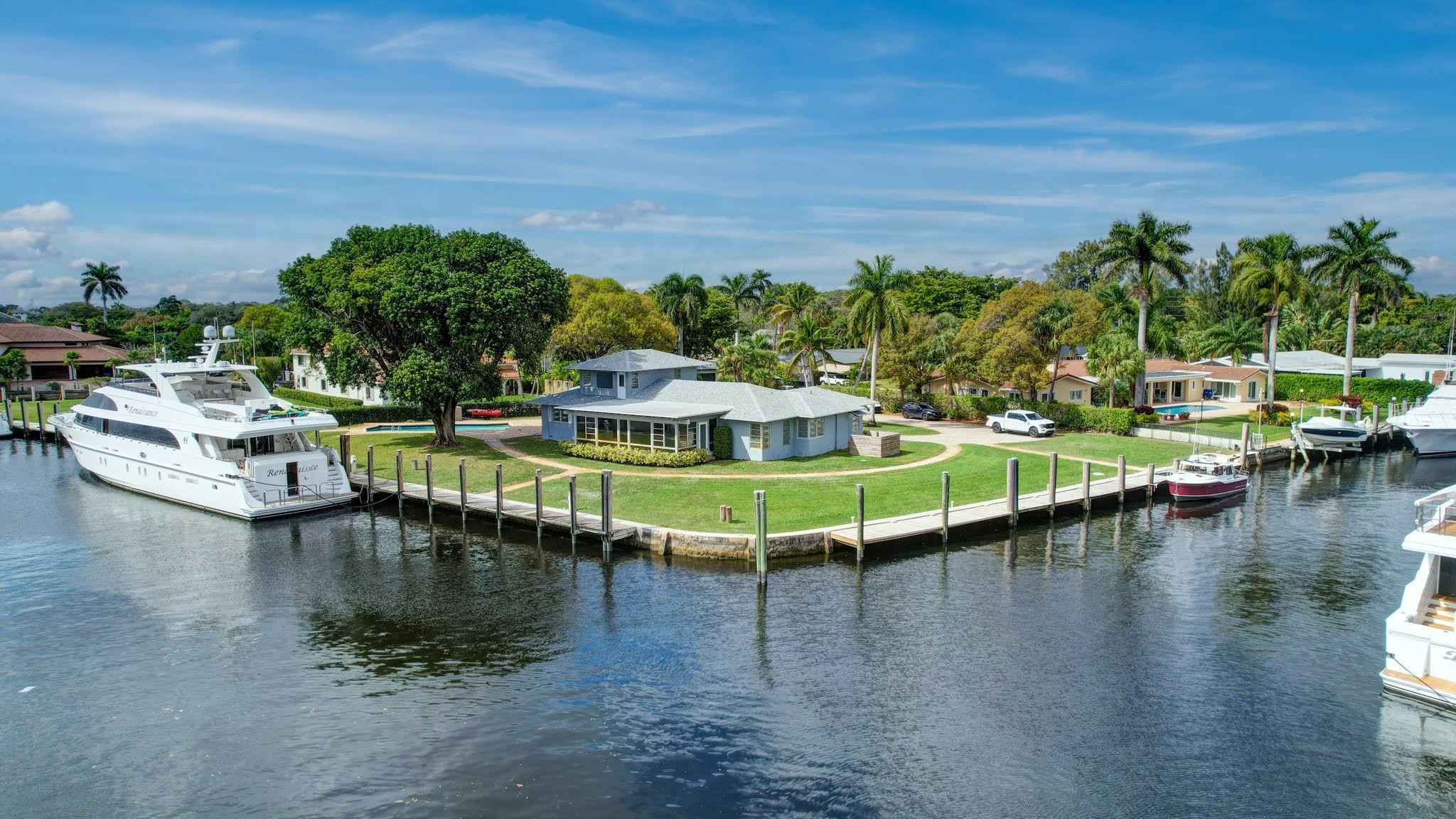 2390 SW 27th Te, Fort Lauderdale FL 33312