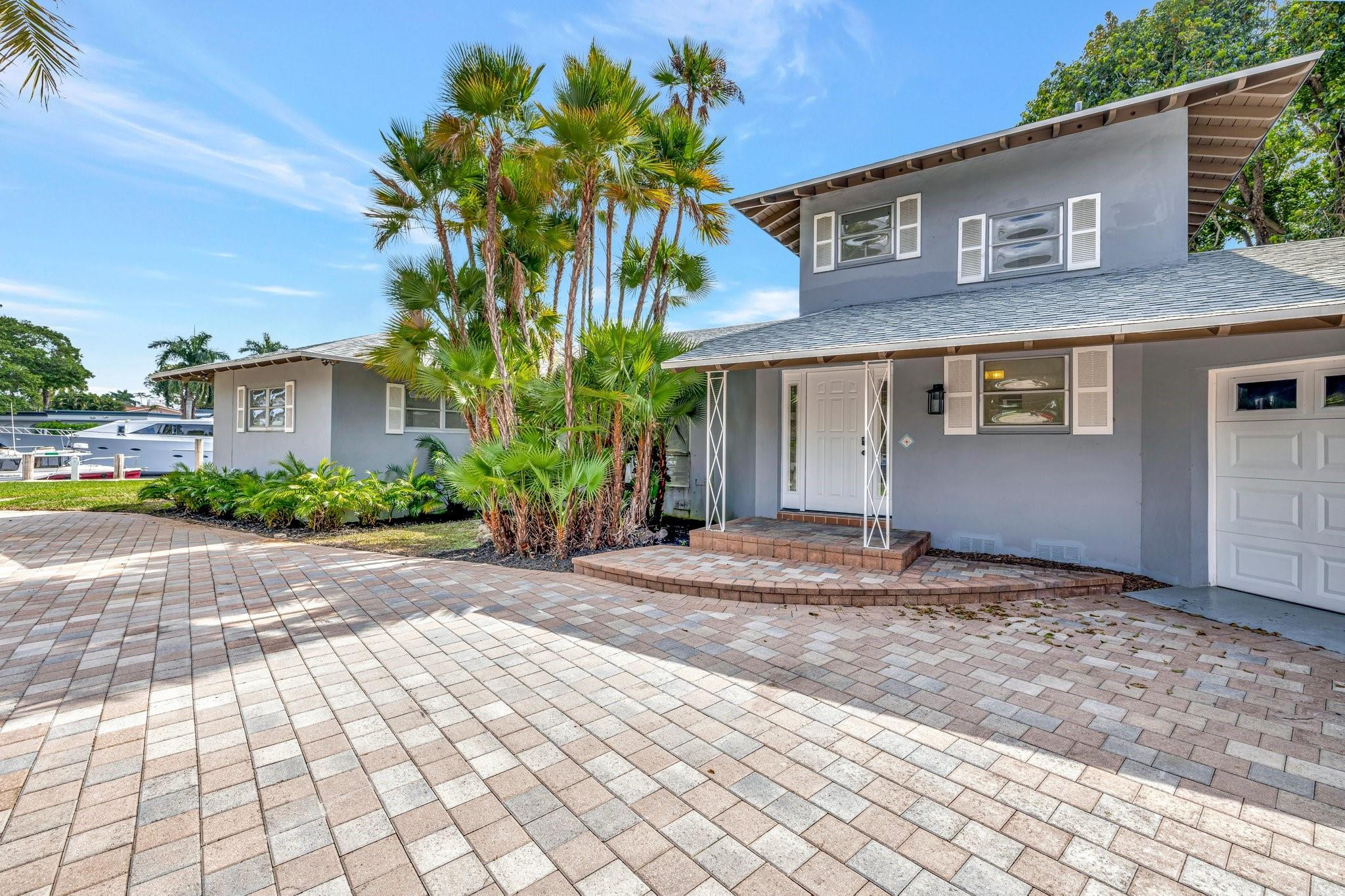 2390 SW 27th Te, Fort Lauderdale FL 33312