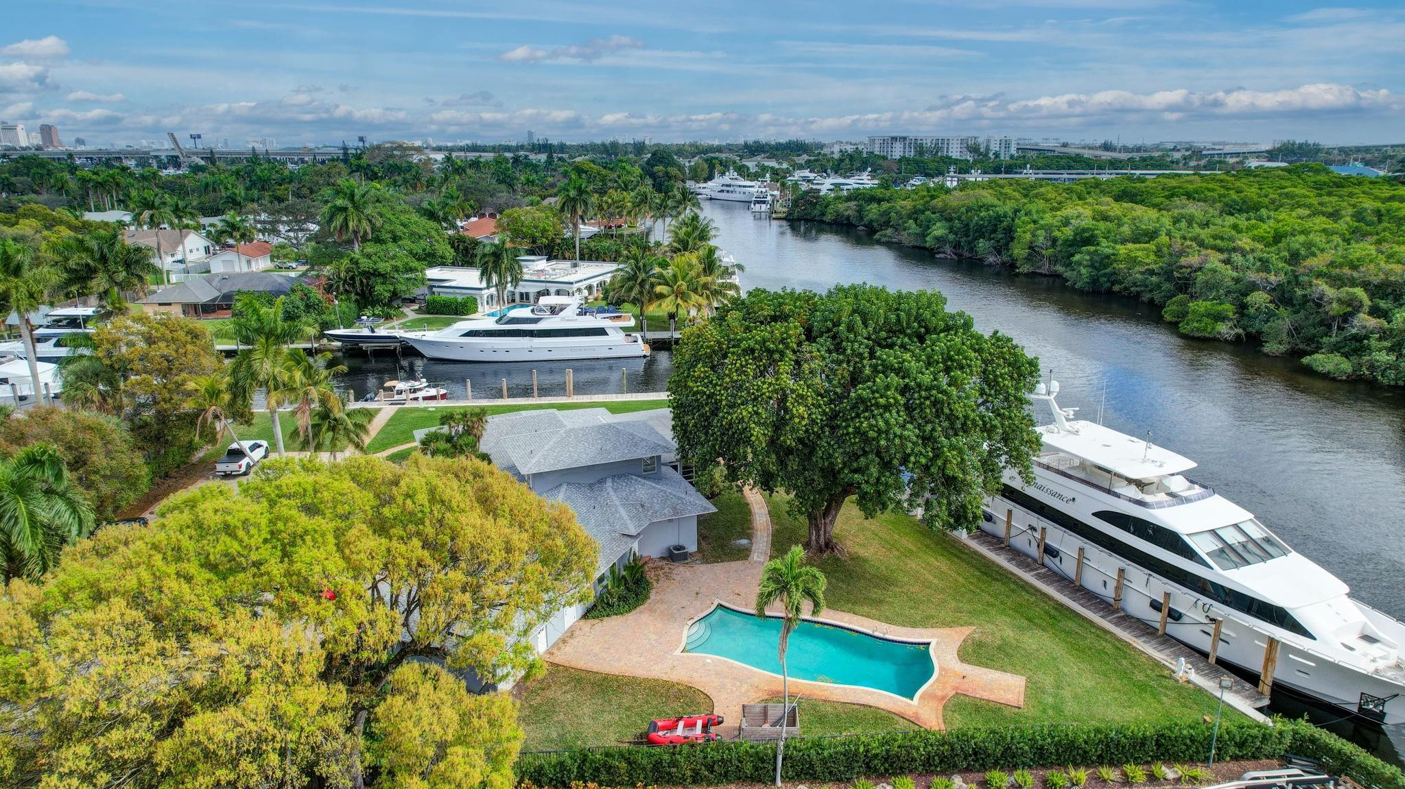 2390 SW 27th Te, Fort Lauderdale FL 33312