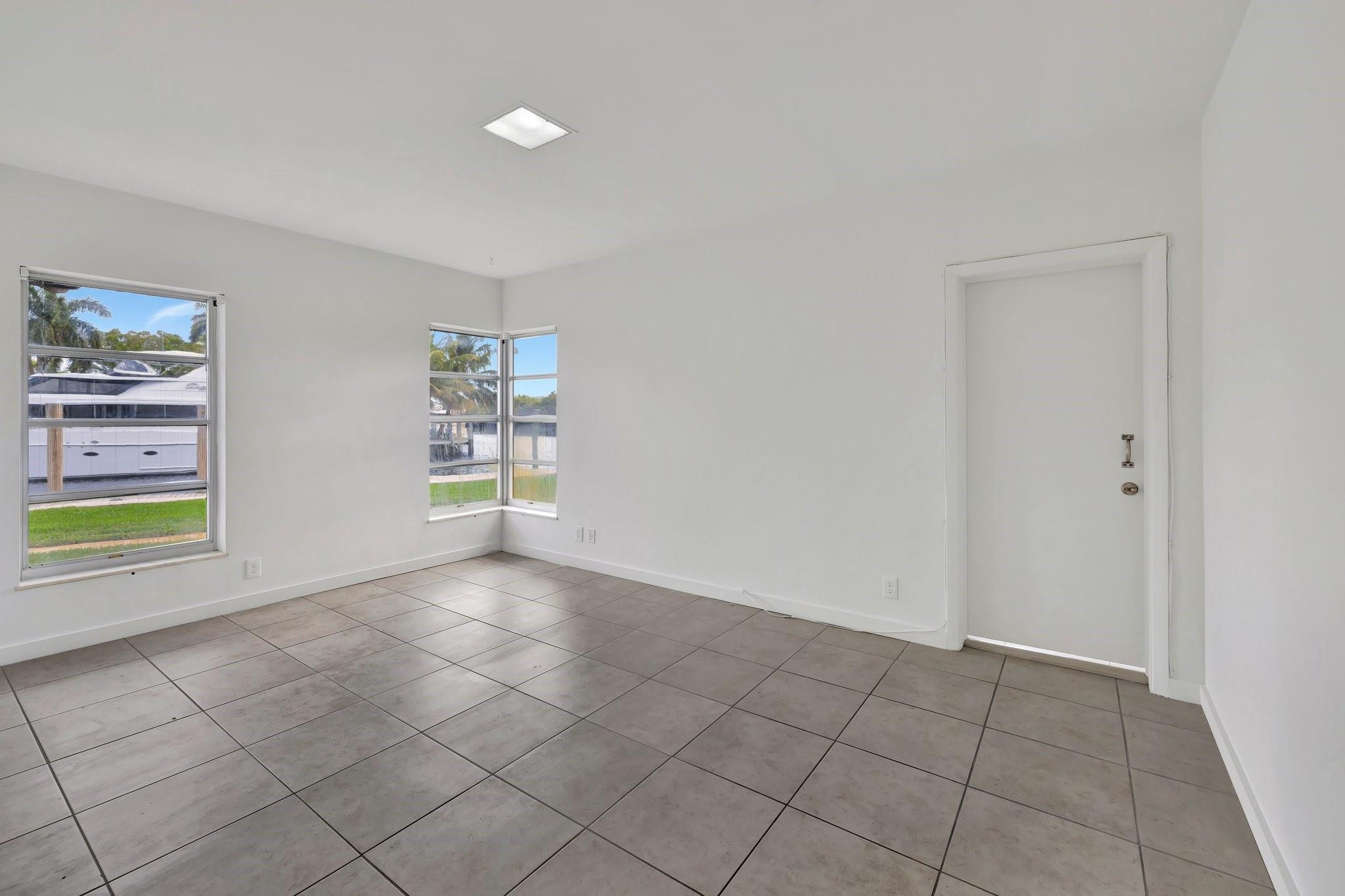 2390 SW 27th Te, Fort Lauderdale FL 33312