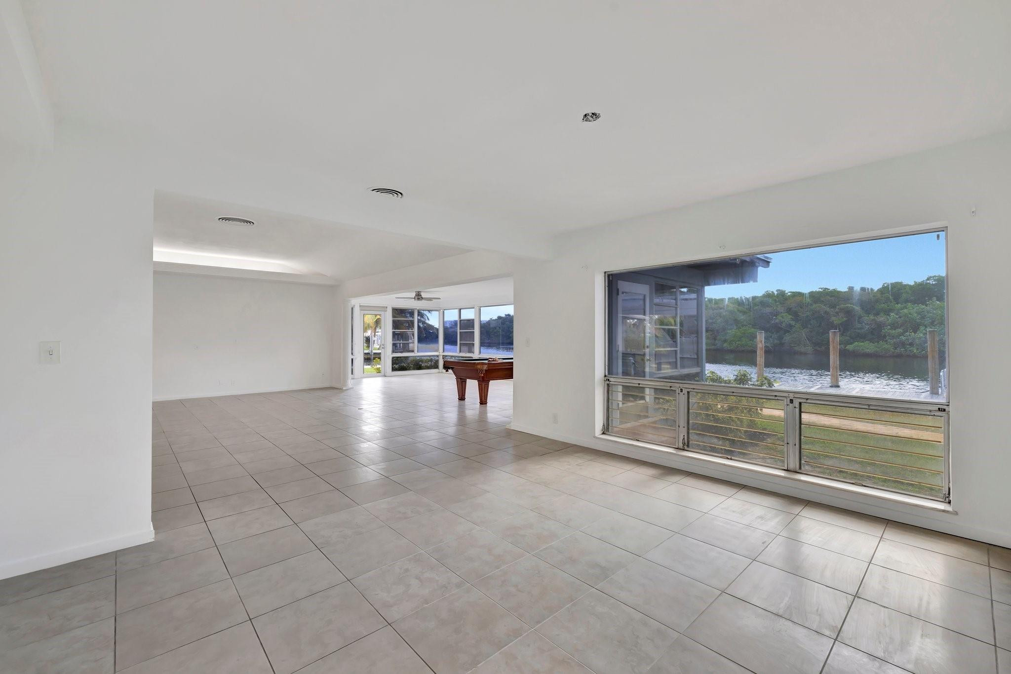 2390 SW 27th Te, Fort Lauderdale FL 33312