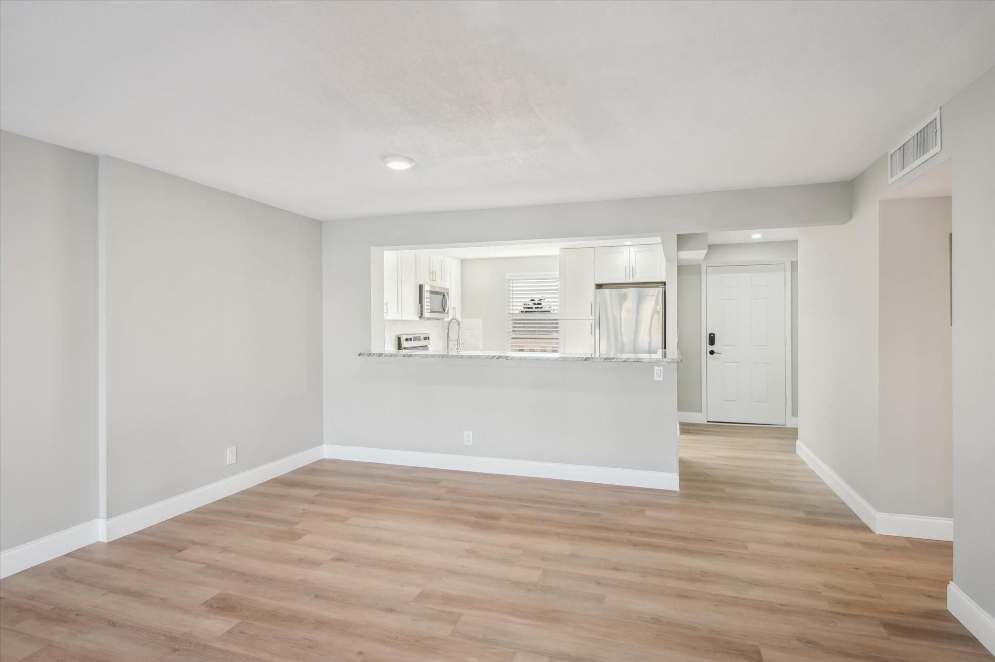 141 SE 3rd #307, Dania Beach FL 33004