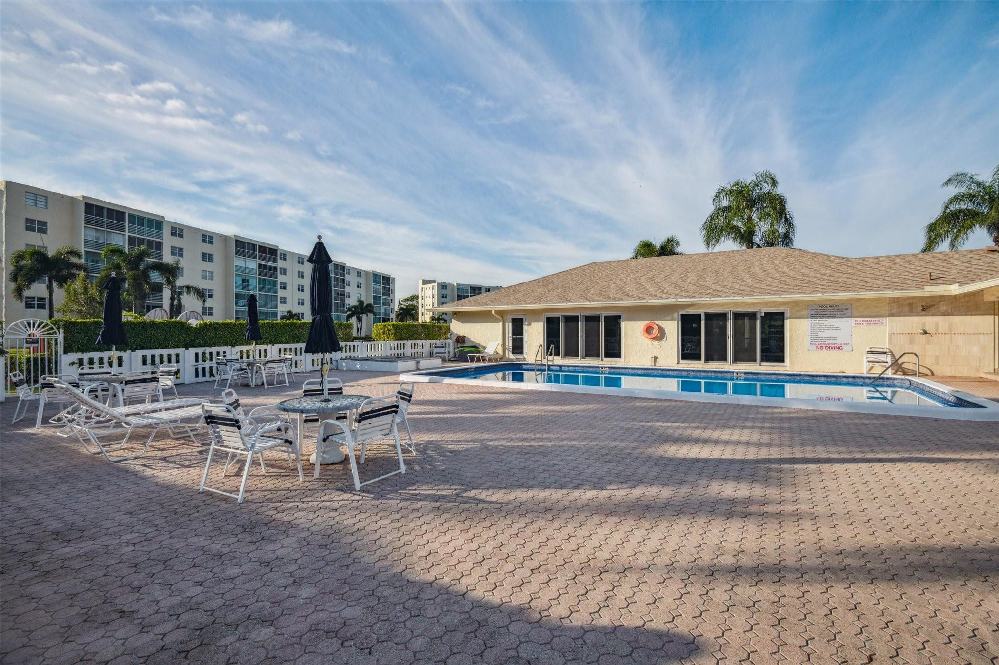 141 SE 3rd #307, Dania Beach FL 33004