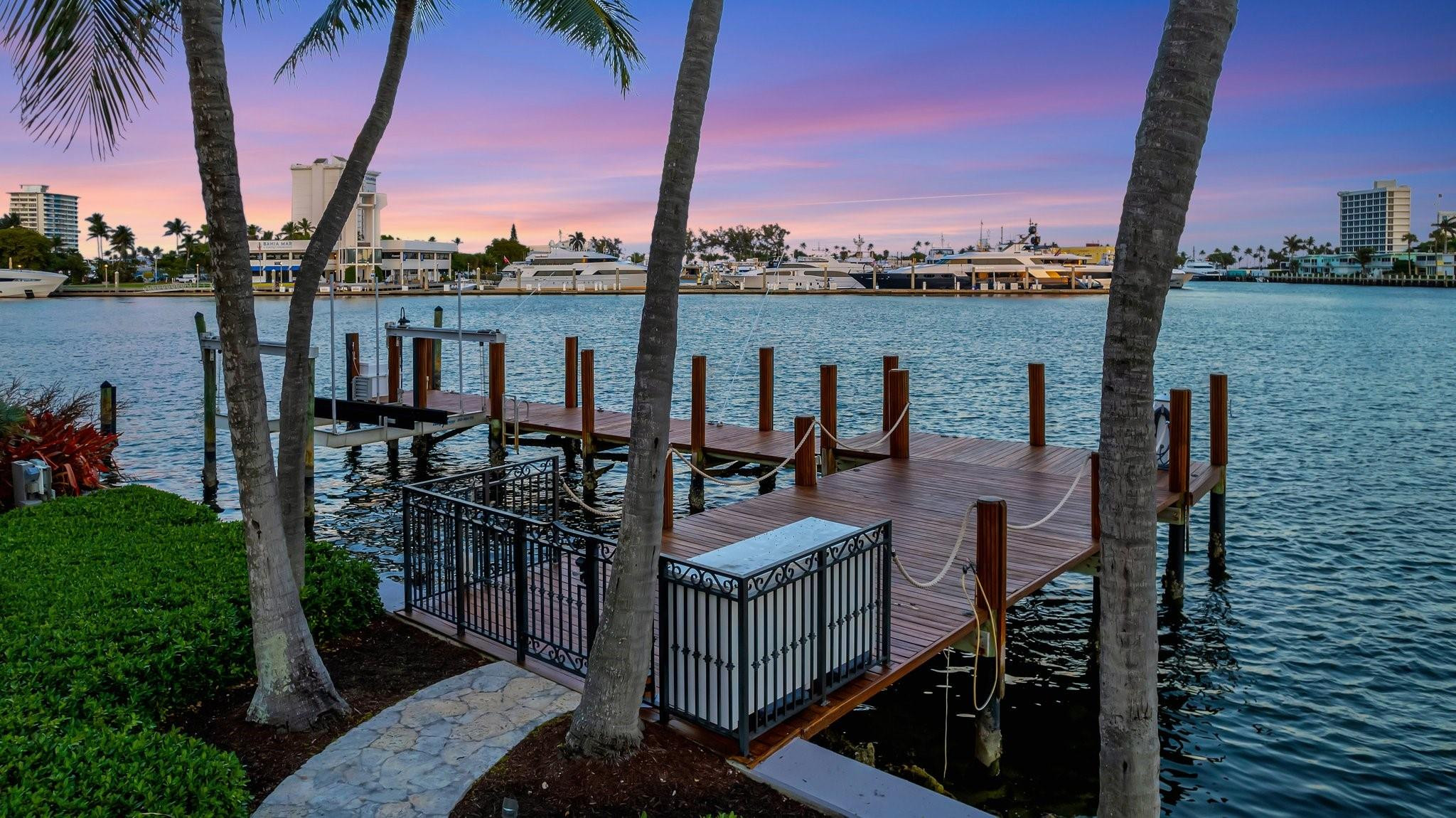 815 Idlewyld, Fort Lauderdale FL 33301