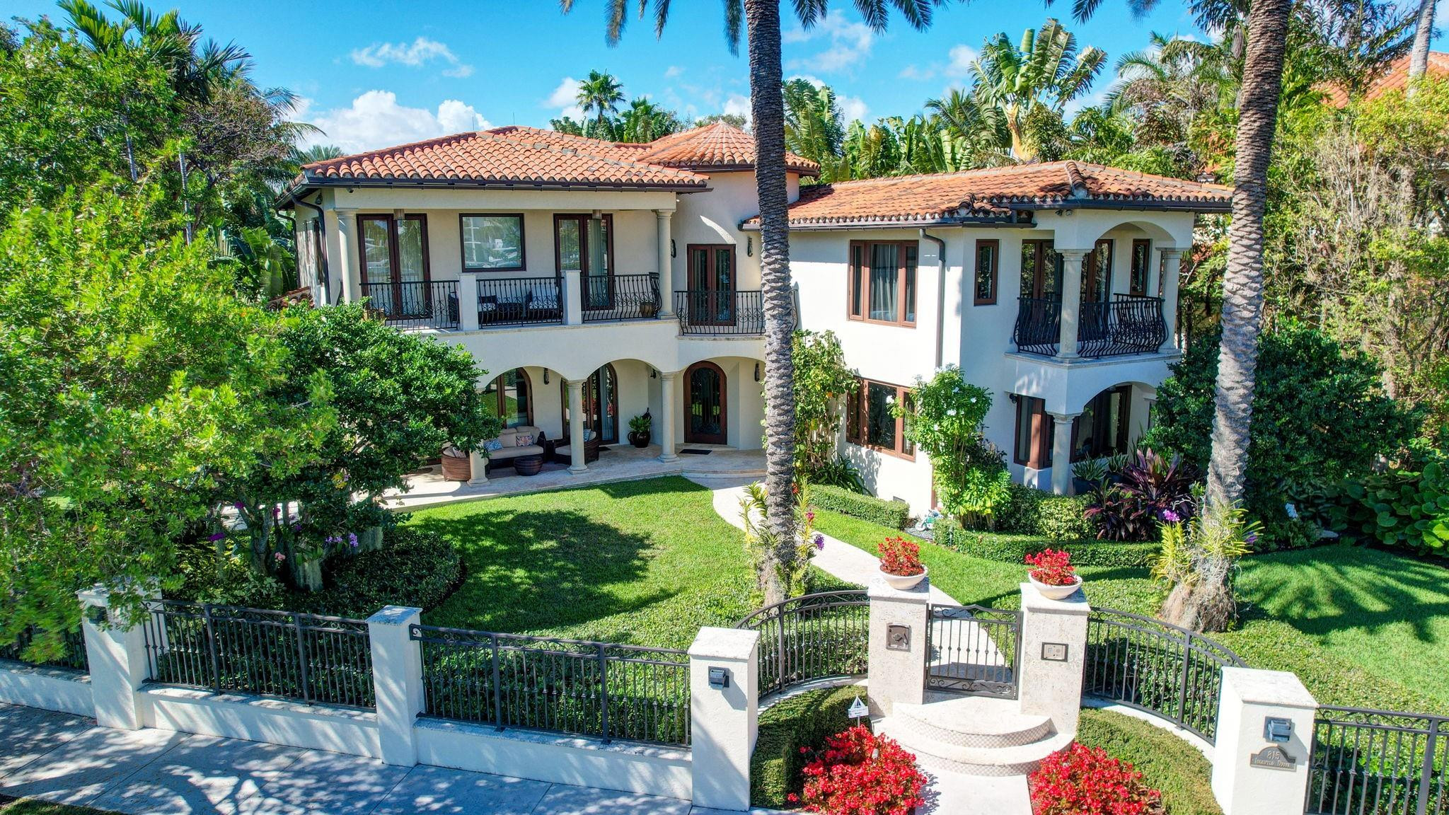 815 Idlewyld, Fort Lauderdale FL 33301