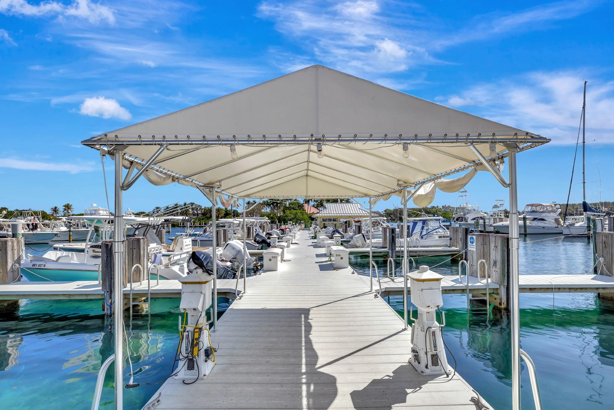 2755 NE 28th #A3, Lighthouse Point FL 33064