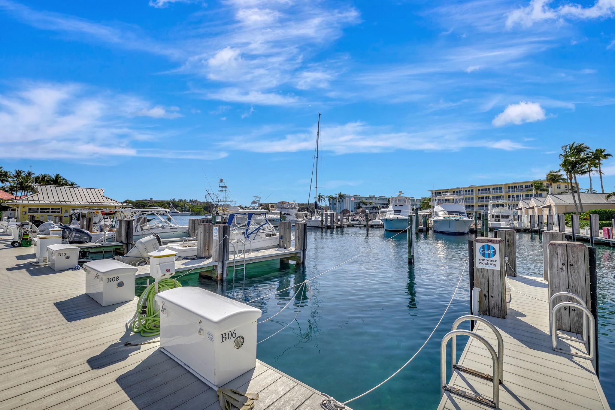 2755 NE 28th #A3, Lighthouse Point FL 33064