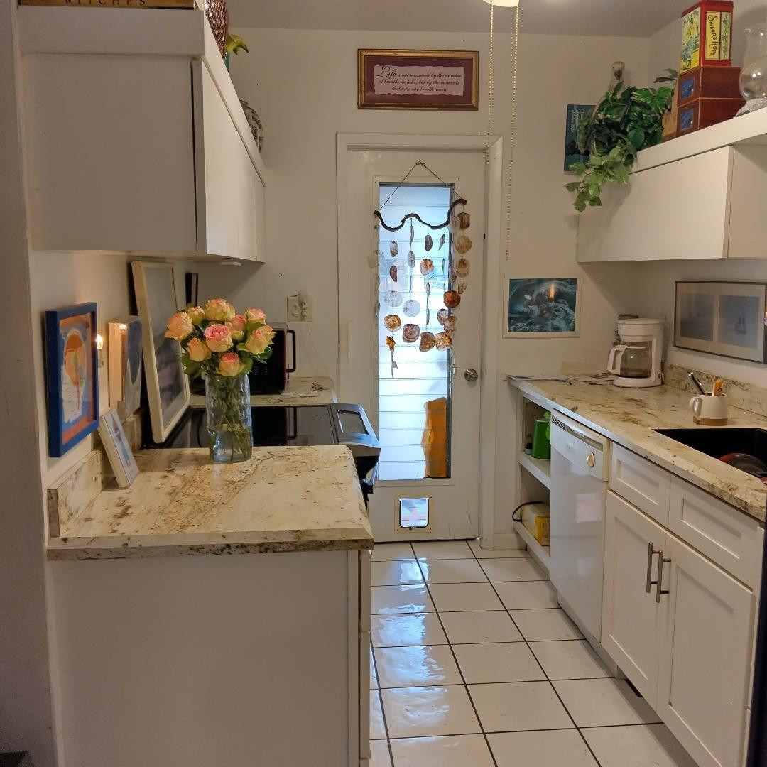 2755 NE 28th #A3, Lighthouse Point FL 33064