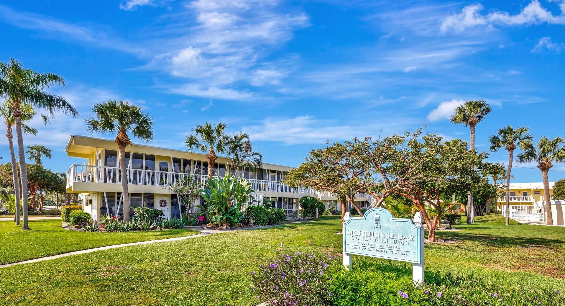 2755 NE 28th #A3, Lighthouse Point FL 33064