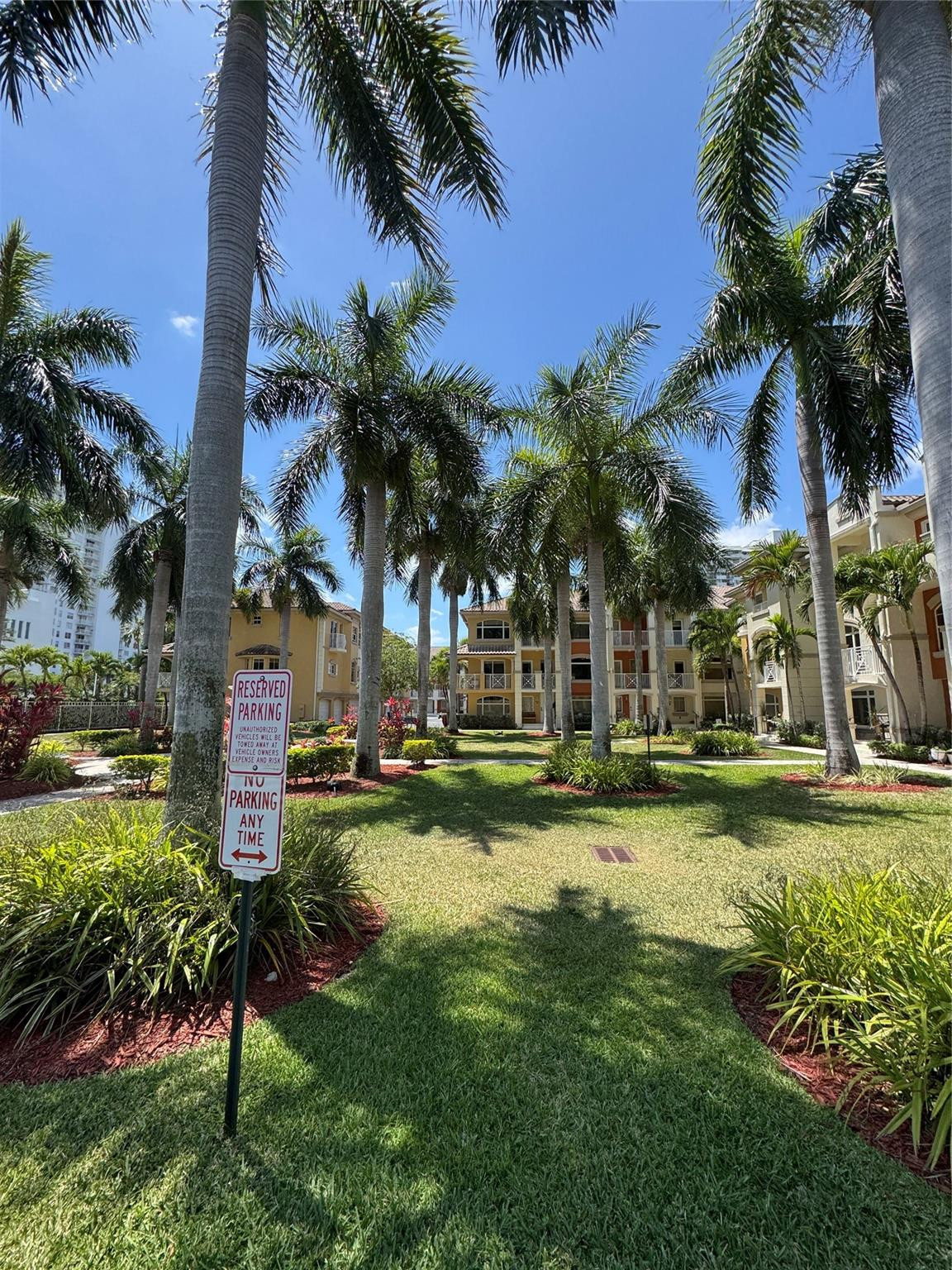 2710 NE 184th, Aventura FL 33160