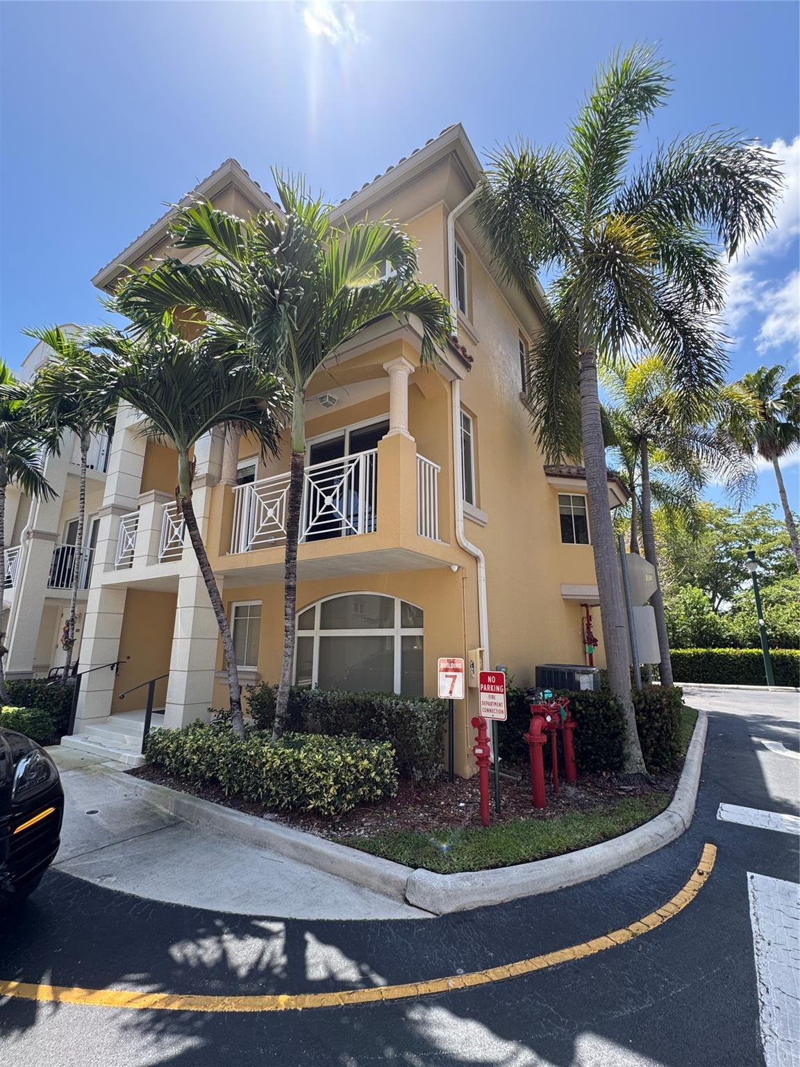 2710 NE 184th, Aventura FL 33160