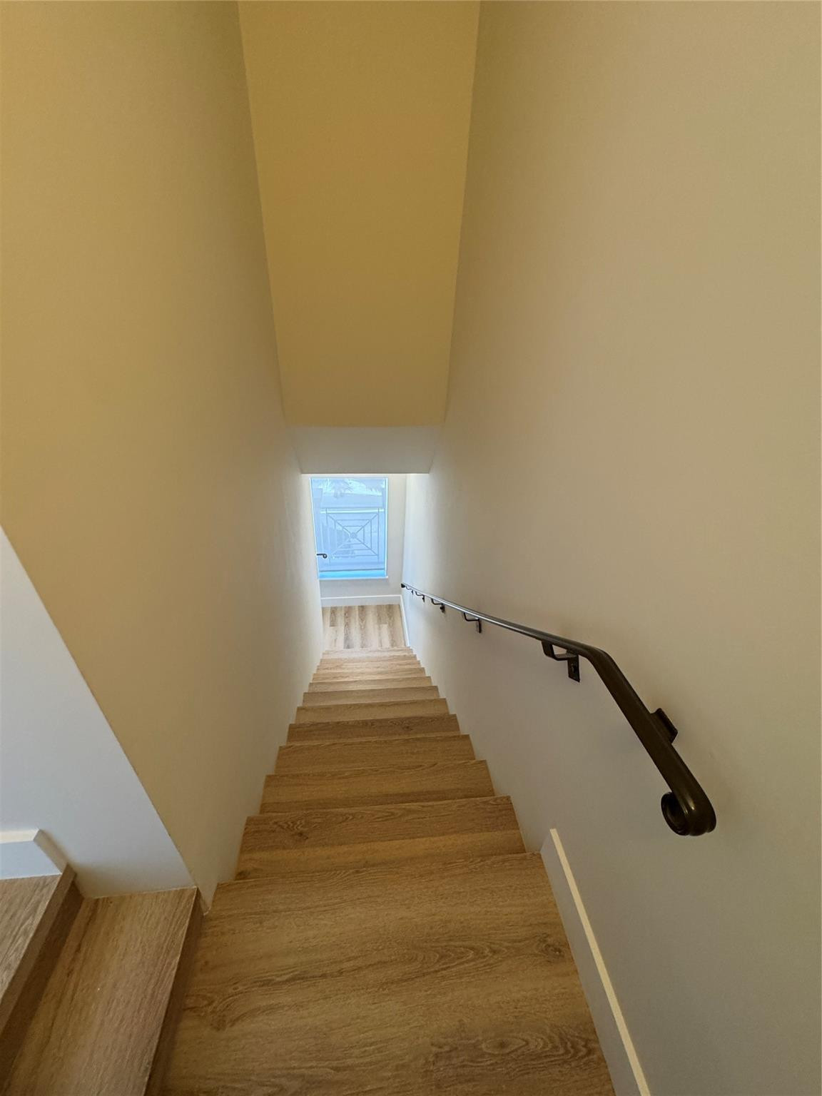2710 NE 184th, Aventura FL 33160