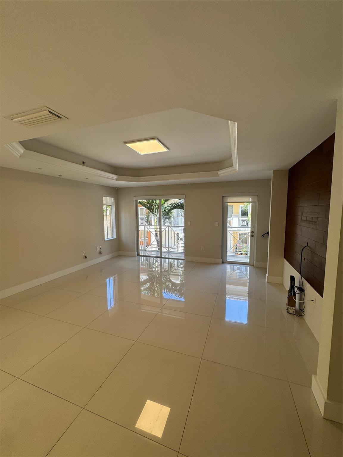 2710 NE 184th, Aventura FL 33160